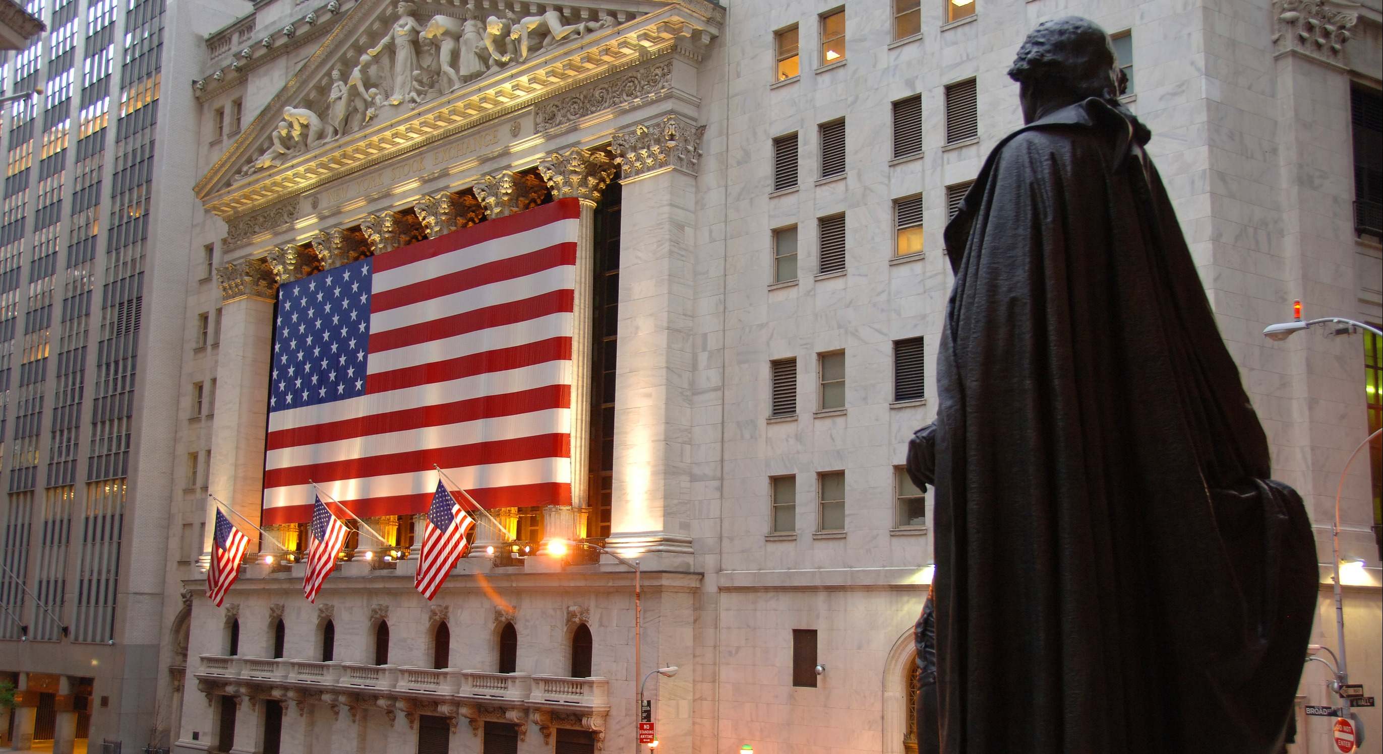 Wall Street (Dreamstime)