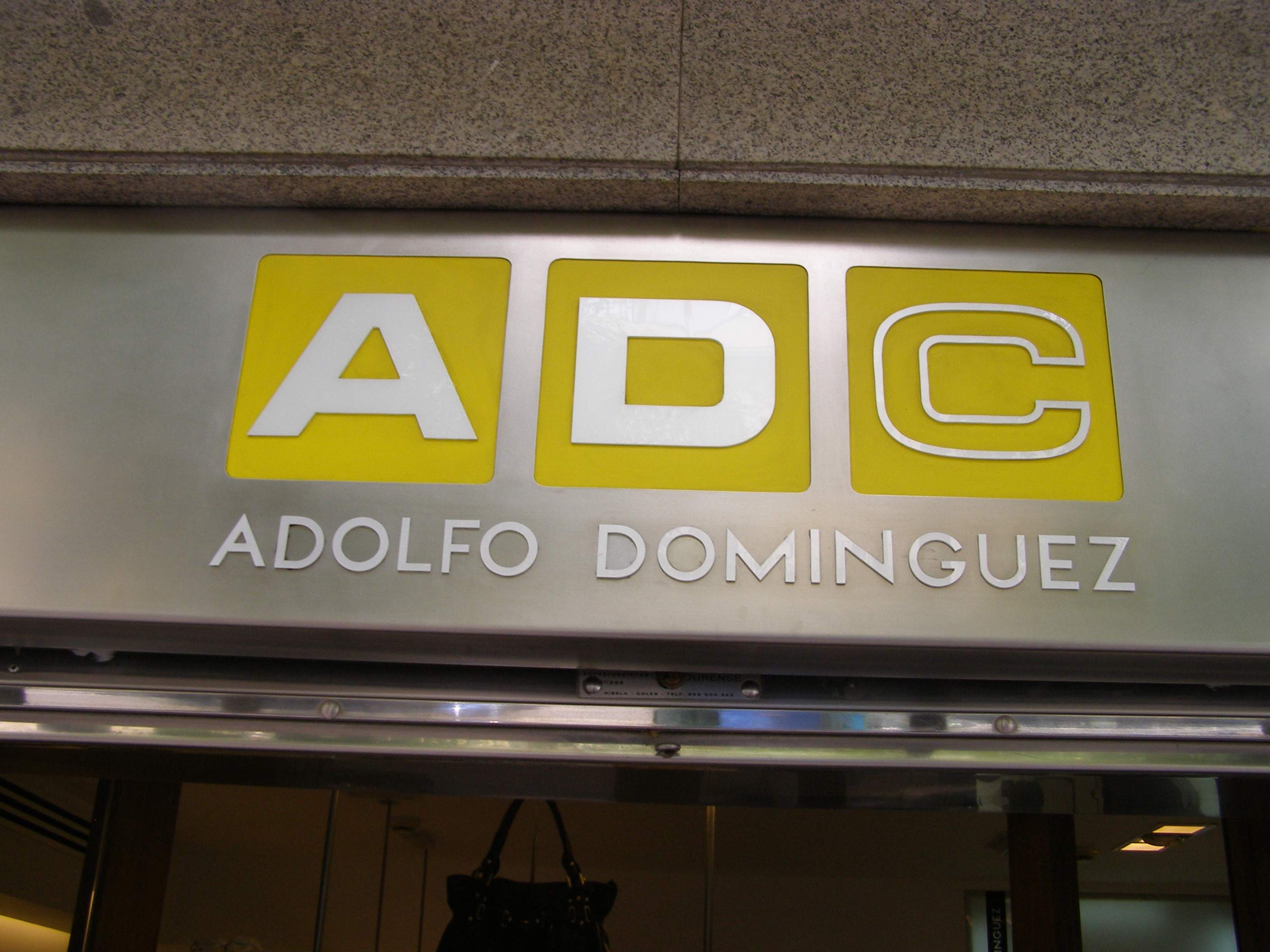 Adolfo-Dominguez-2.jpg