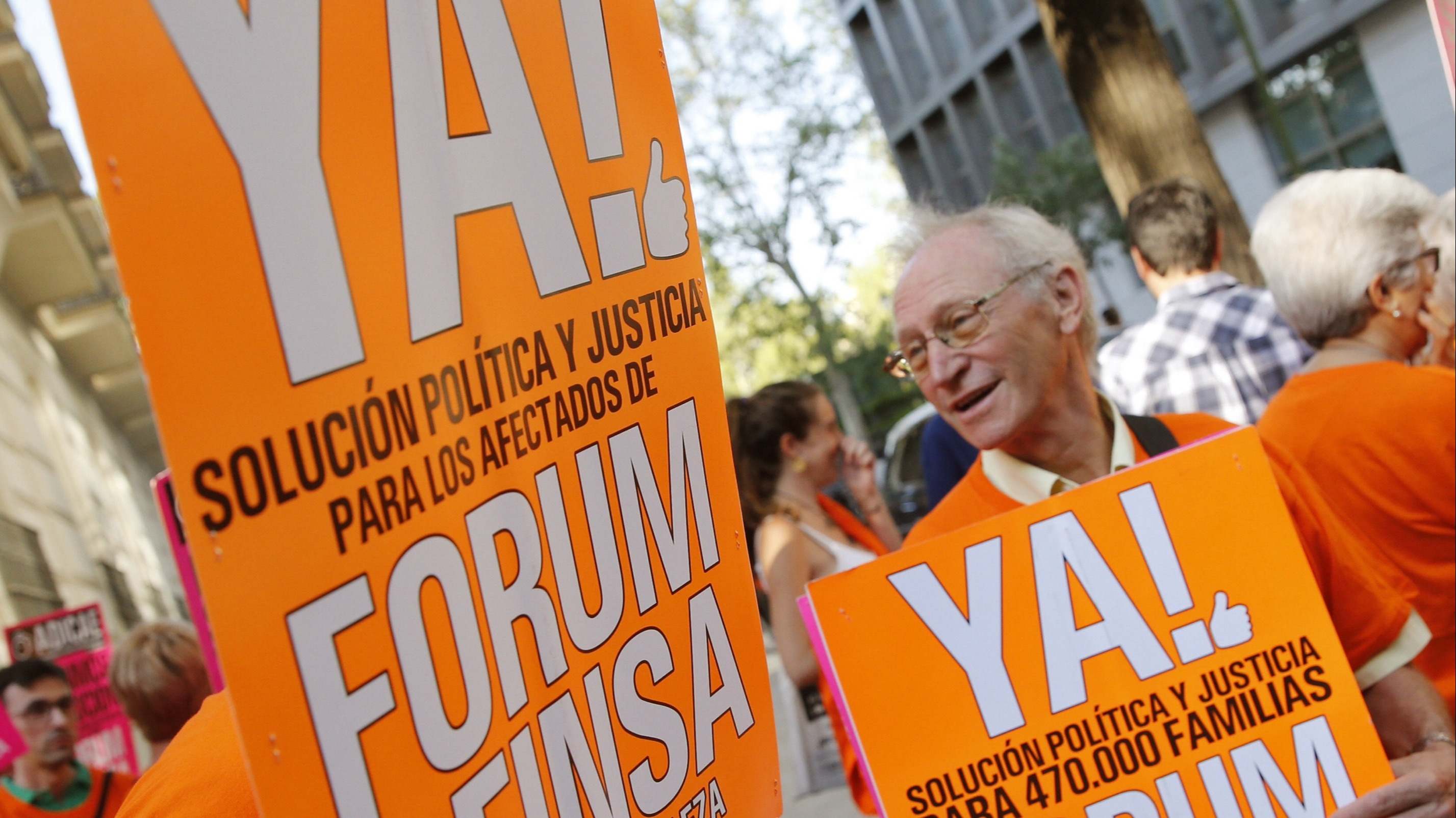 Protesta de los afectados de Forum Filatelico
