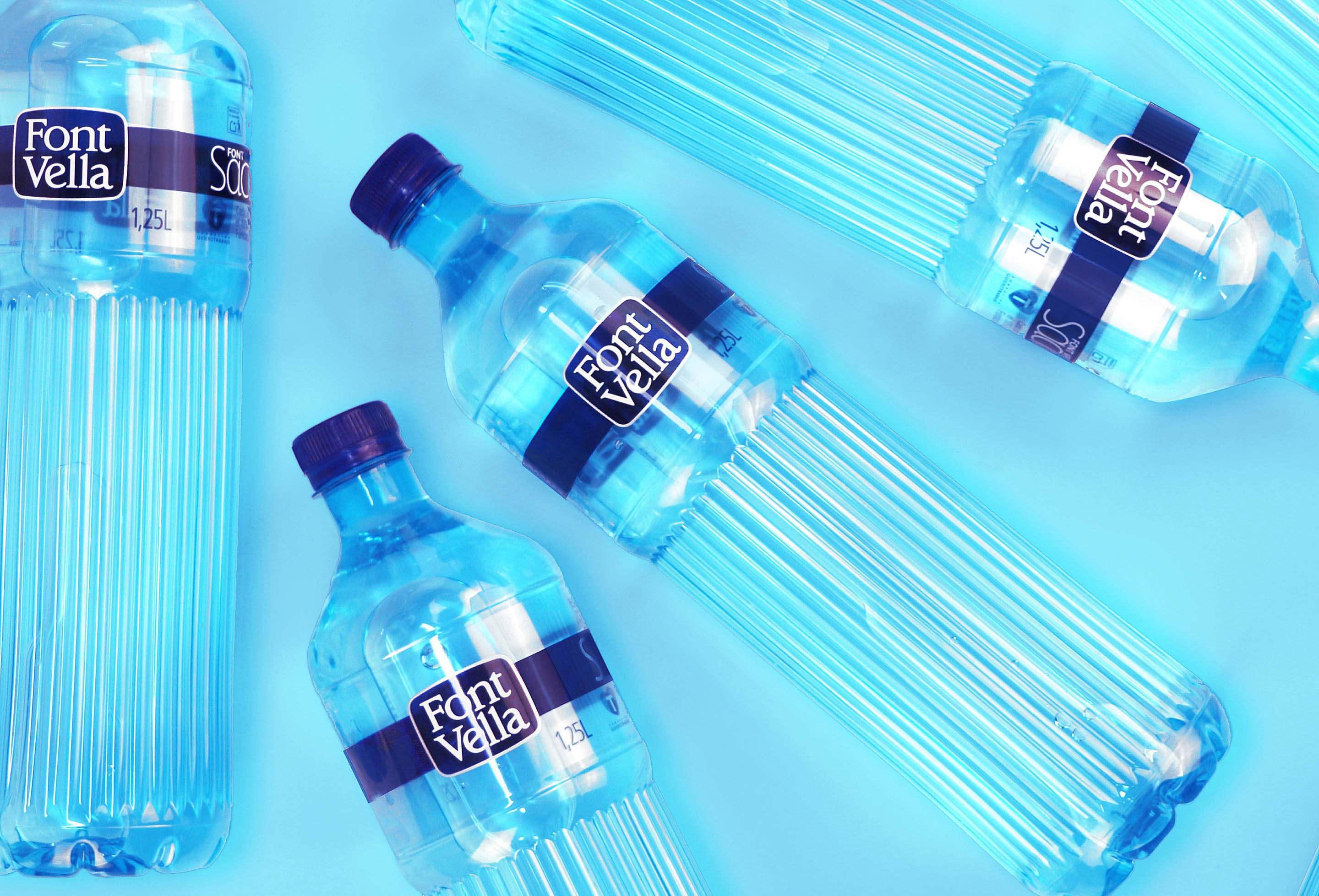 Botellas de Font Vella. EE