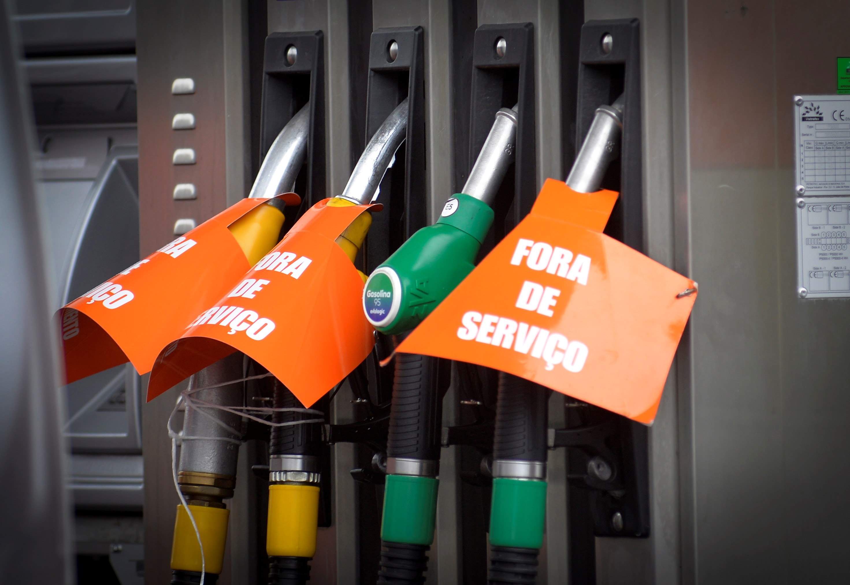 fuera-servicio-huelga-combustibles-portugal.jpg