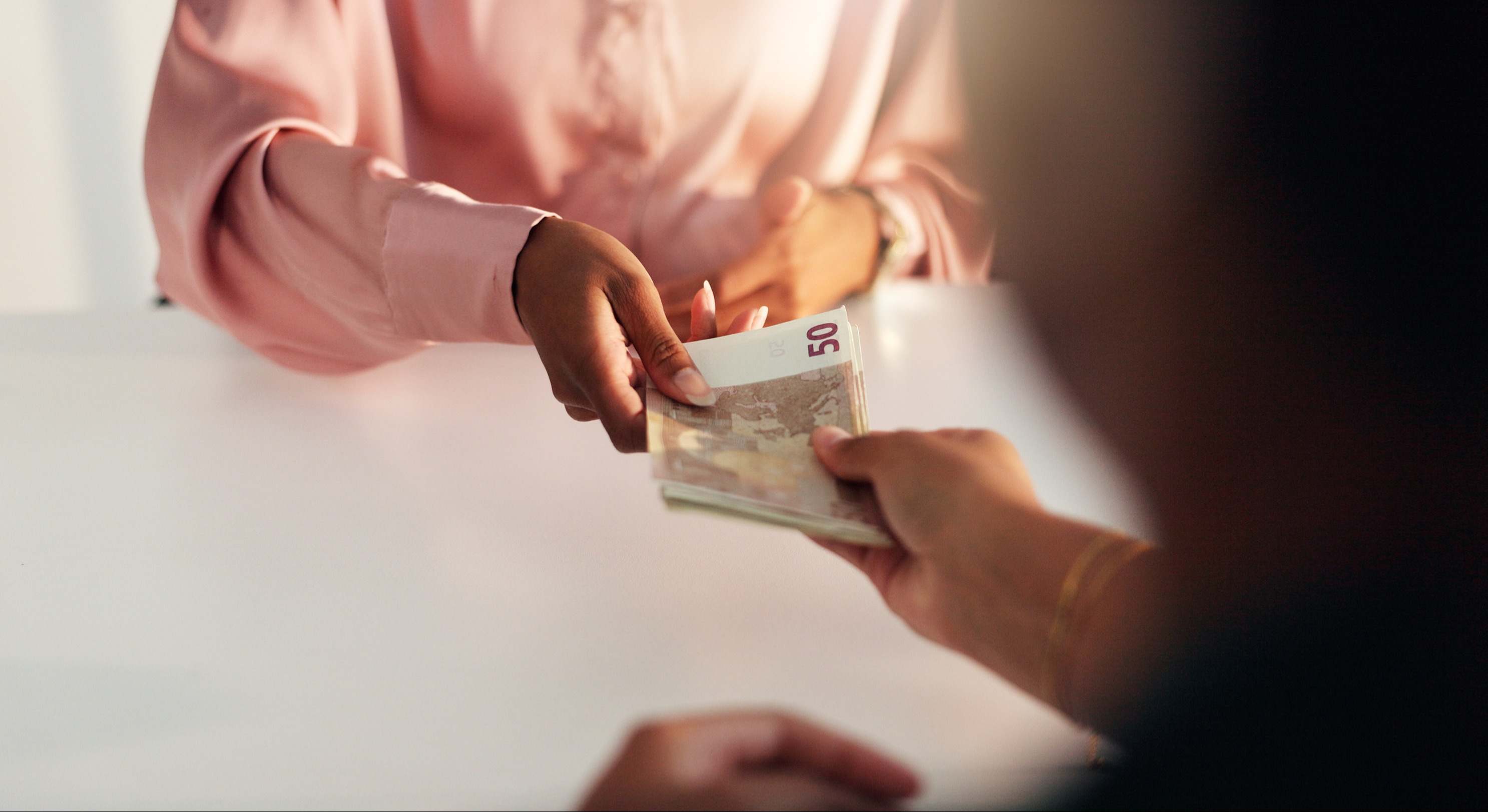 Imagen de recurso de un pago en efectivo.