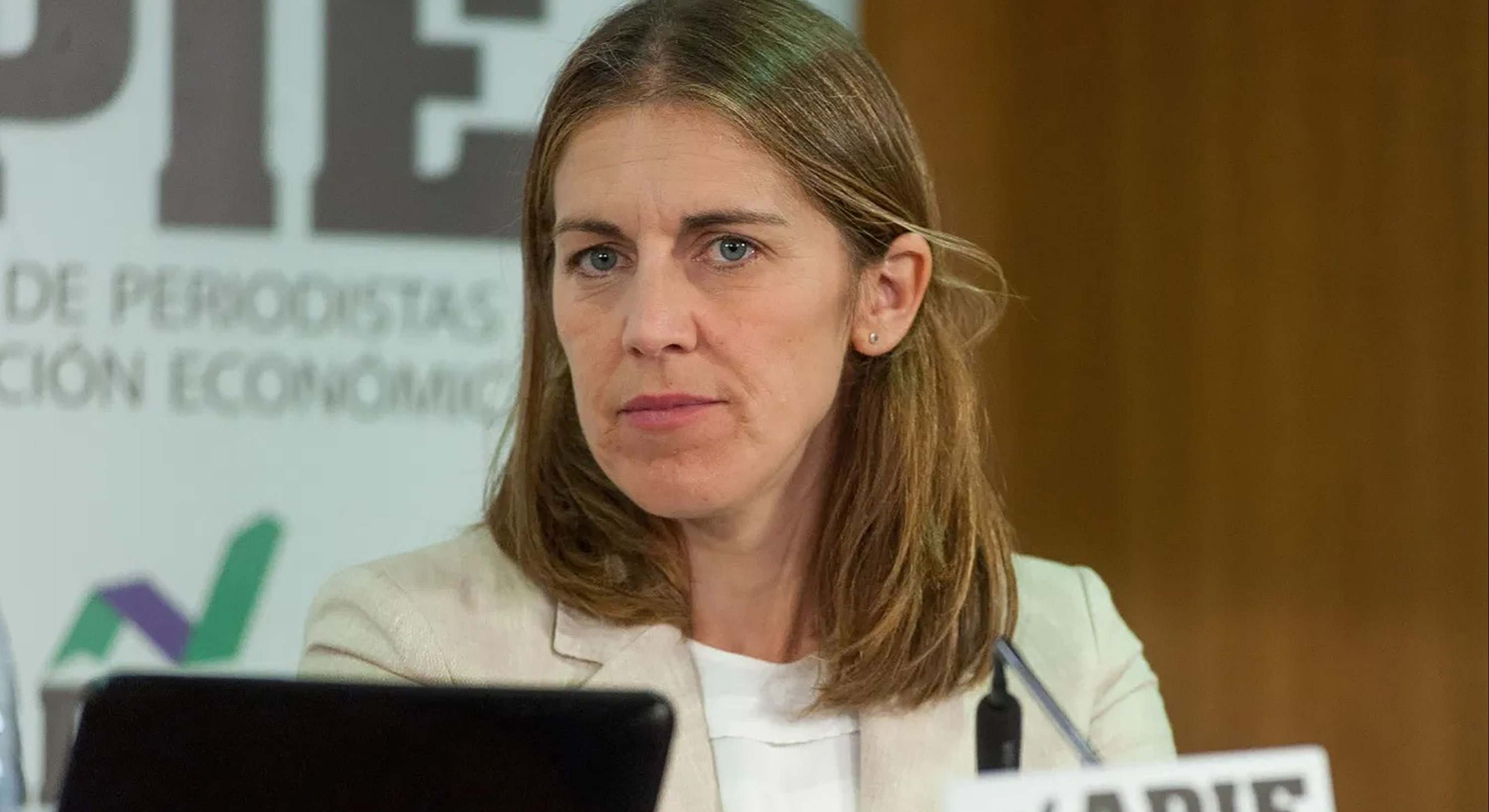 paula conthe, secretaria General del Tesoro.