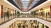 La afluencia a los centros comerciales desciende un 20% en octubre