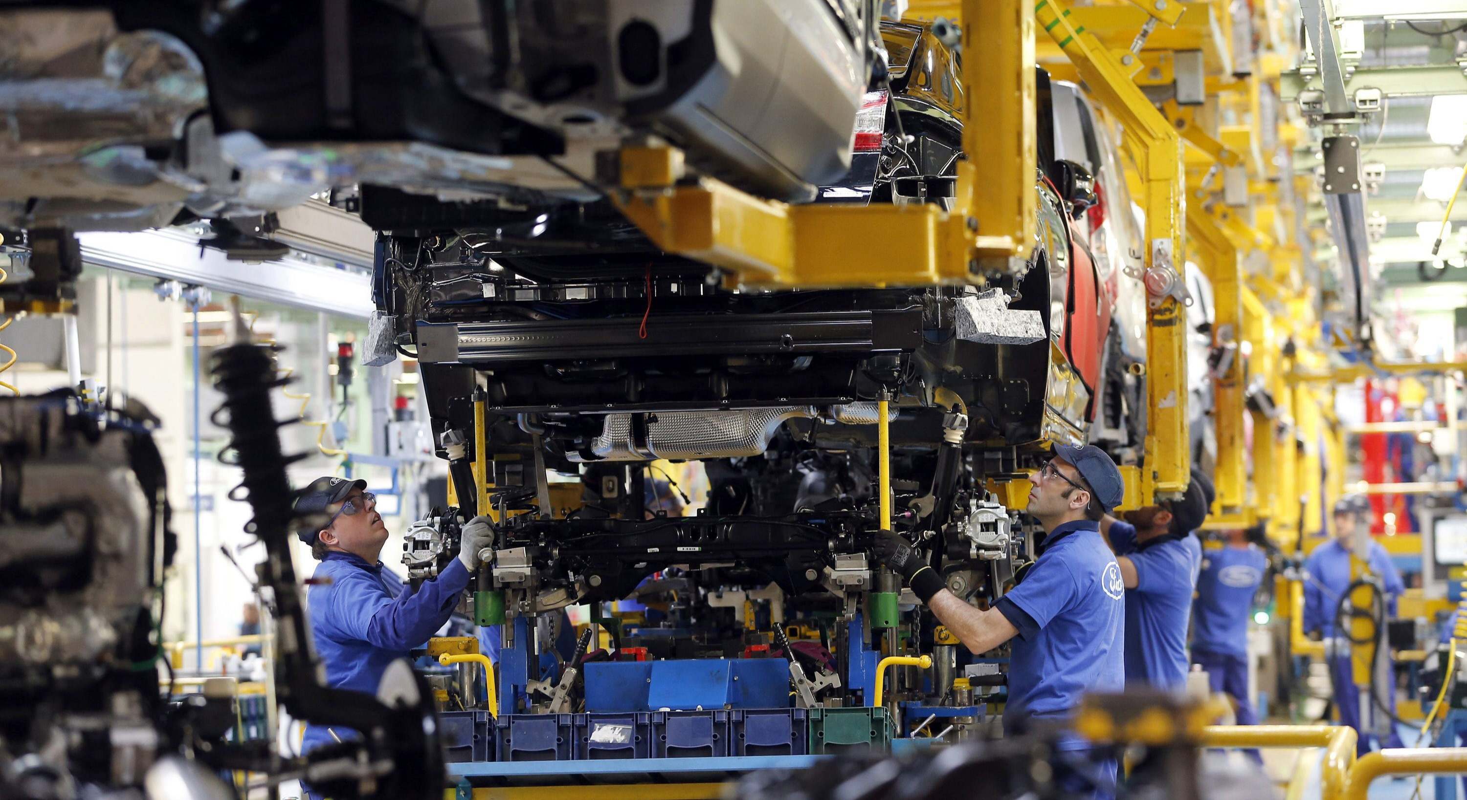Línea de montaje de la fábrica de Ford en Almussafes