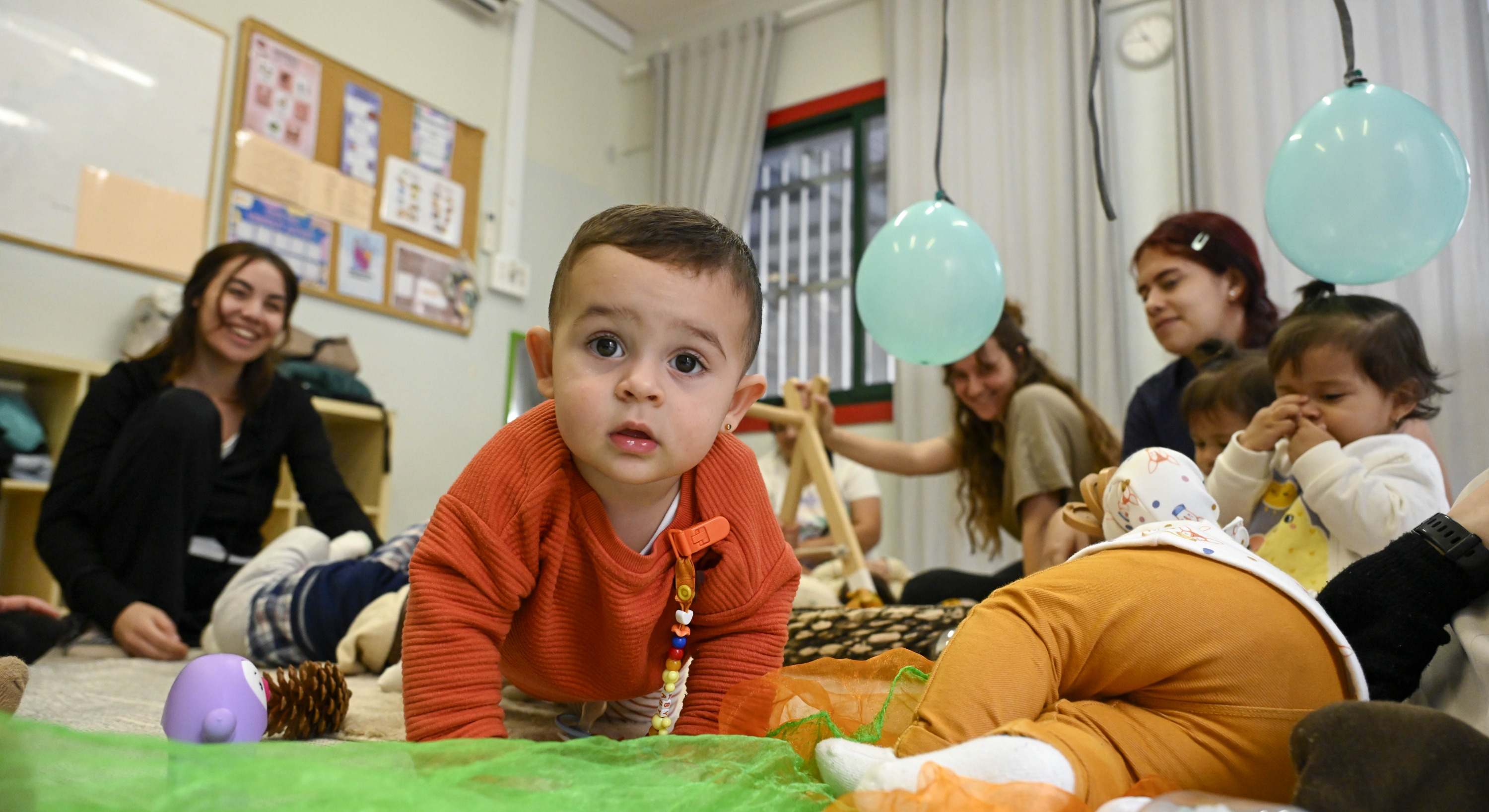 La educación tiene un papel clave en el programa. 