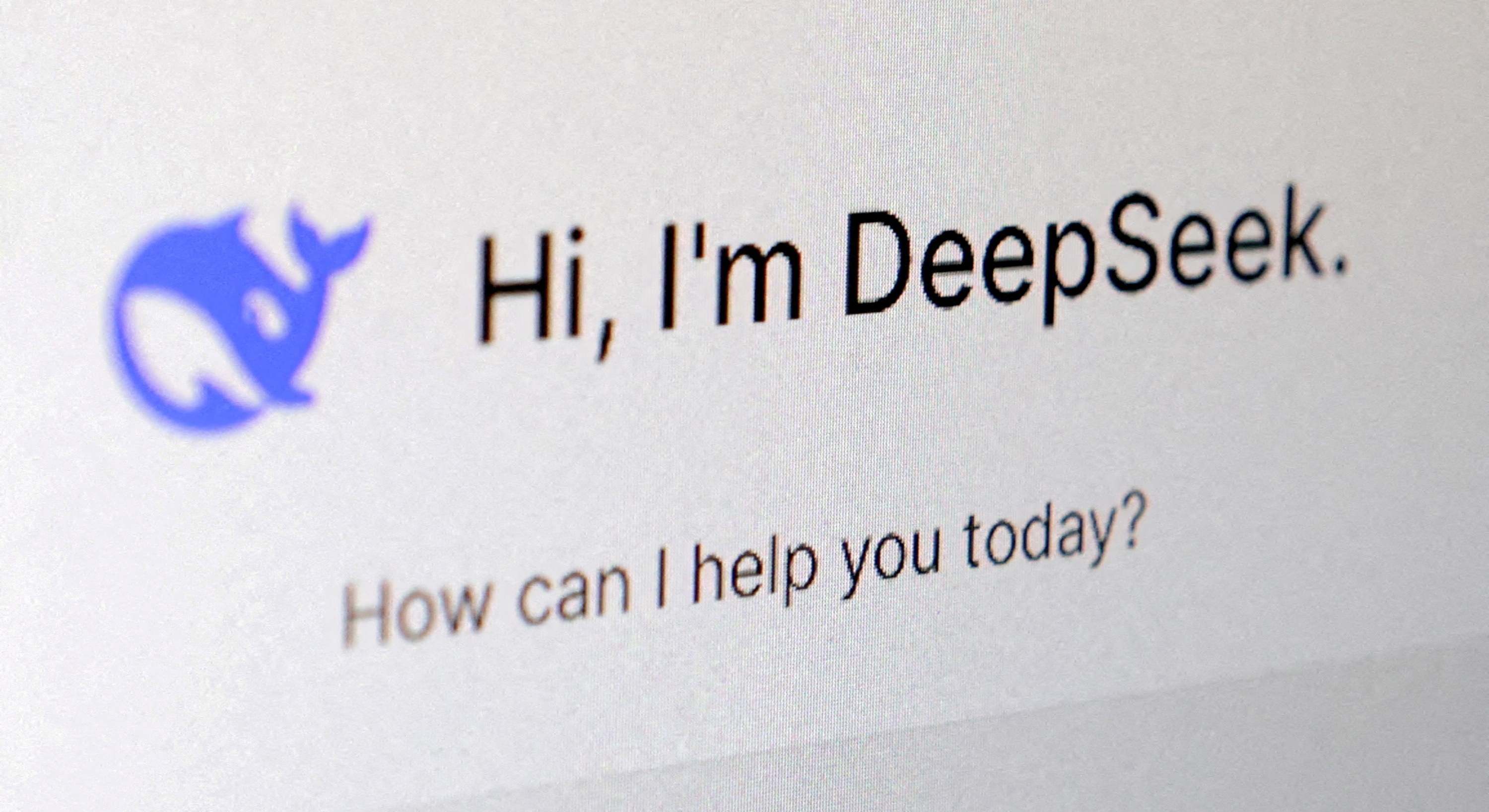 La IA de DeepSeek pregunta qué puede hacer por ti hoy.