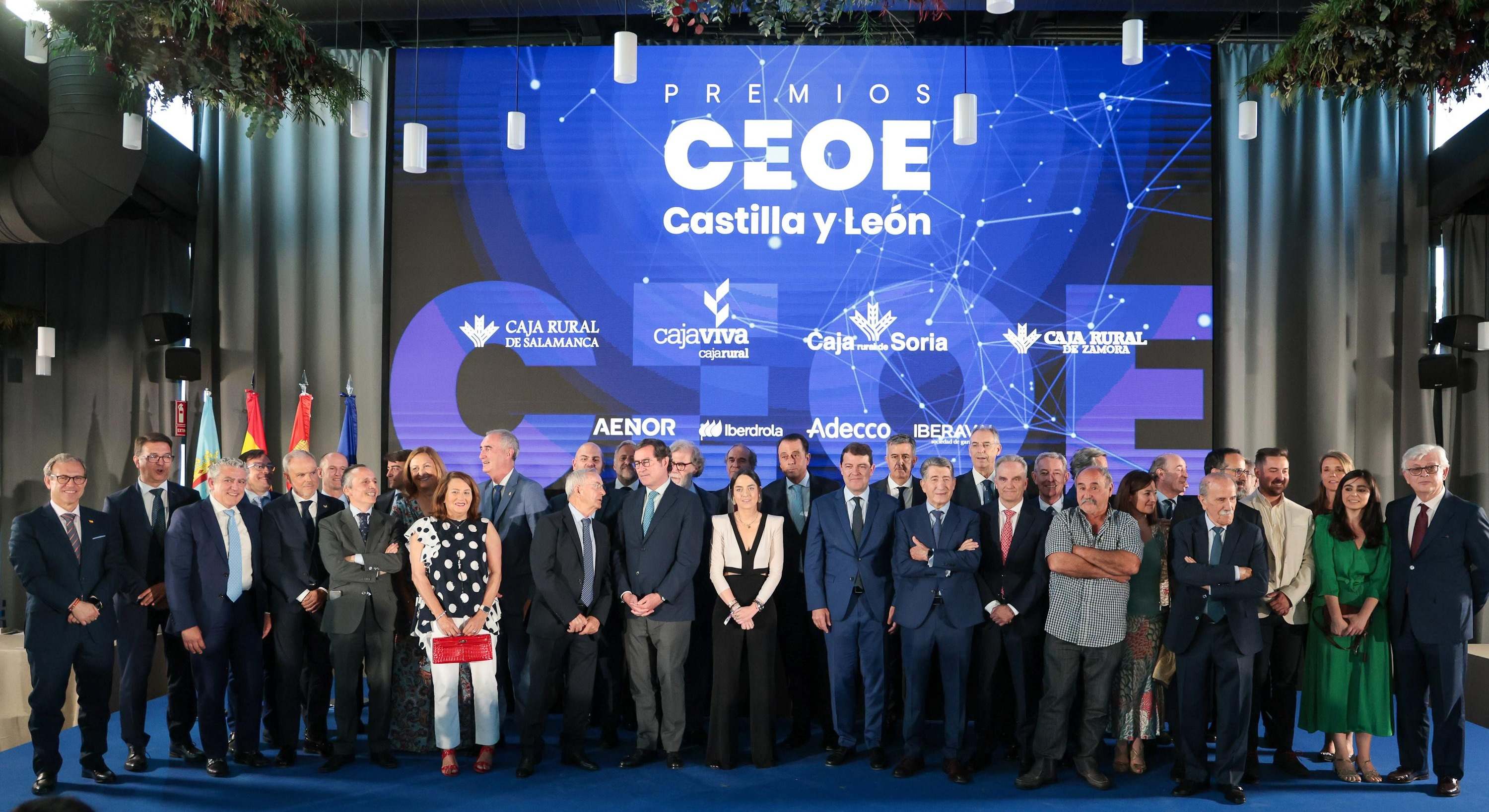 Mañueco empresarios premiados CEOE CyL