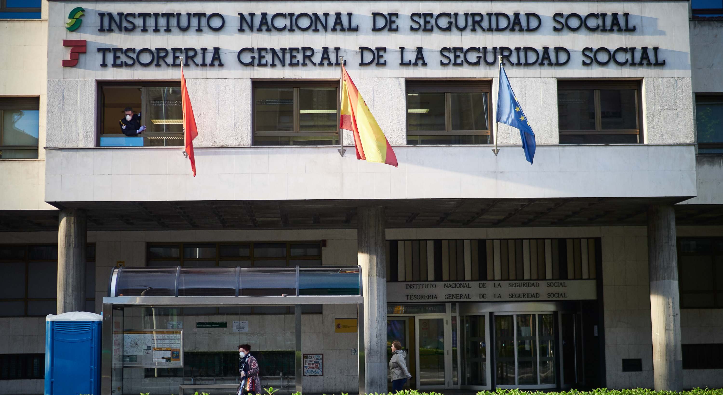Imagen de recurso de la fachada de un edificio de la Seguridad Social.