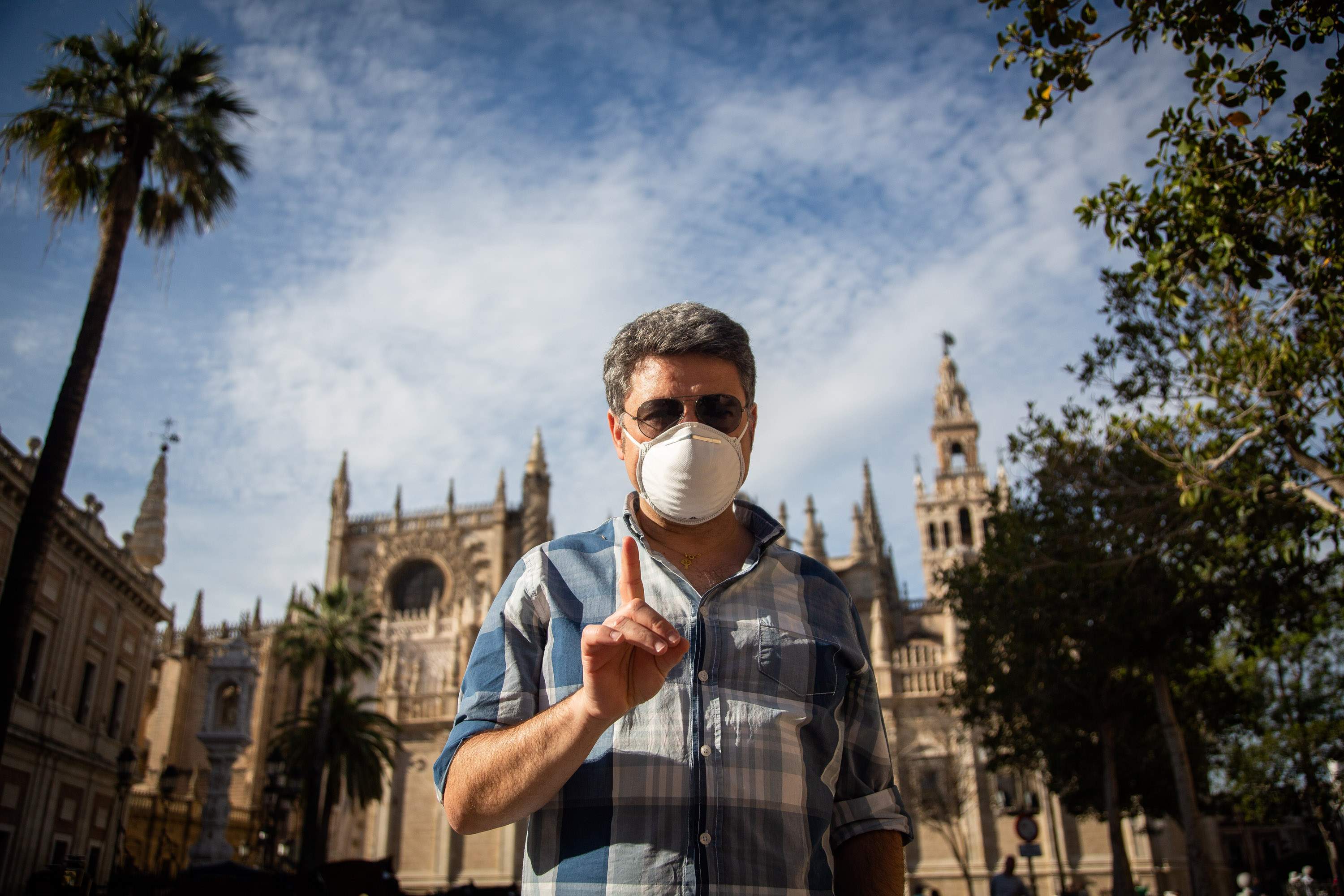 Coronavirus-mascarillas-sevilla---Fernando-Ruso-1.jpg