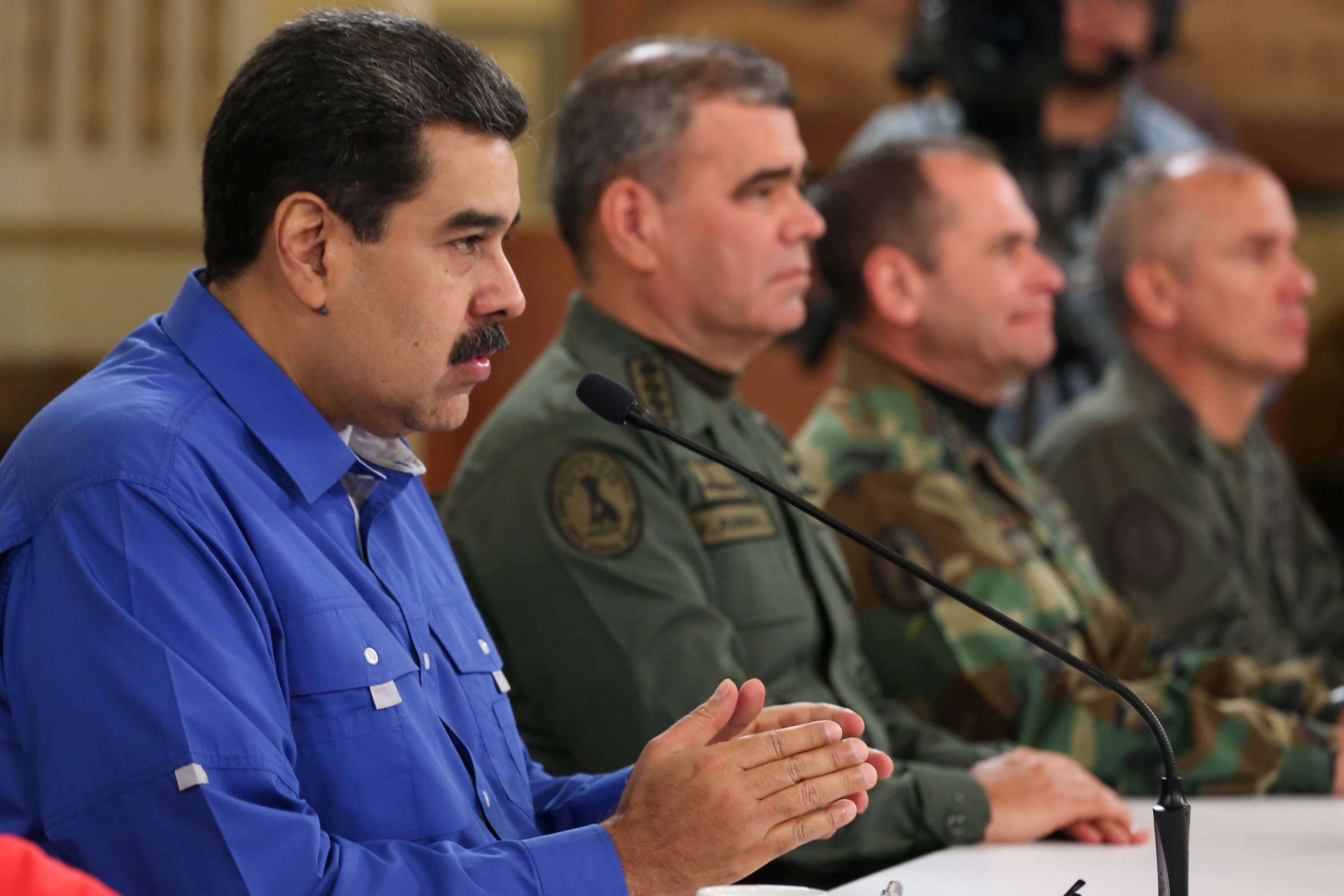 nicolas-maduro-manos.jpg