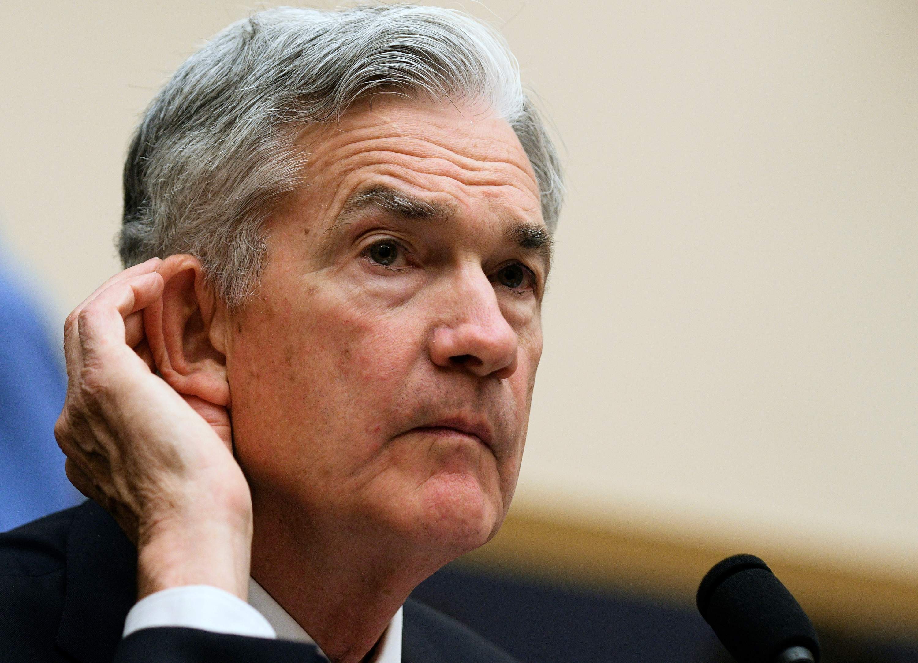 jerome-powell-escucha.jpg