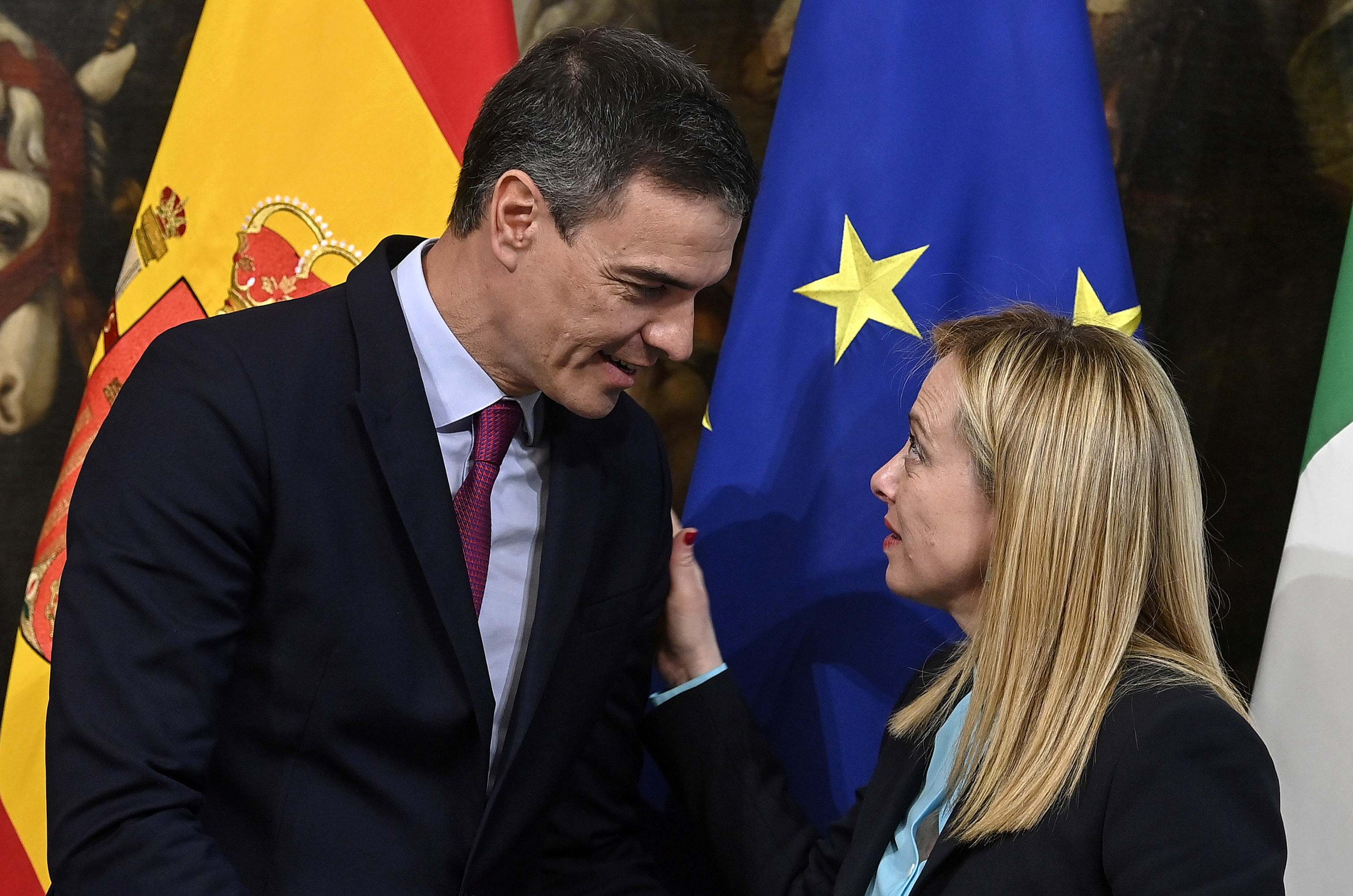 El presidente del Gobierno, Pedro Sánchez y la primera ministra italiana, Giorgia Meloni.