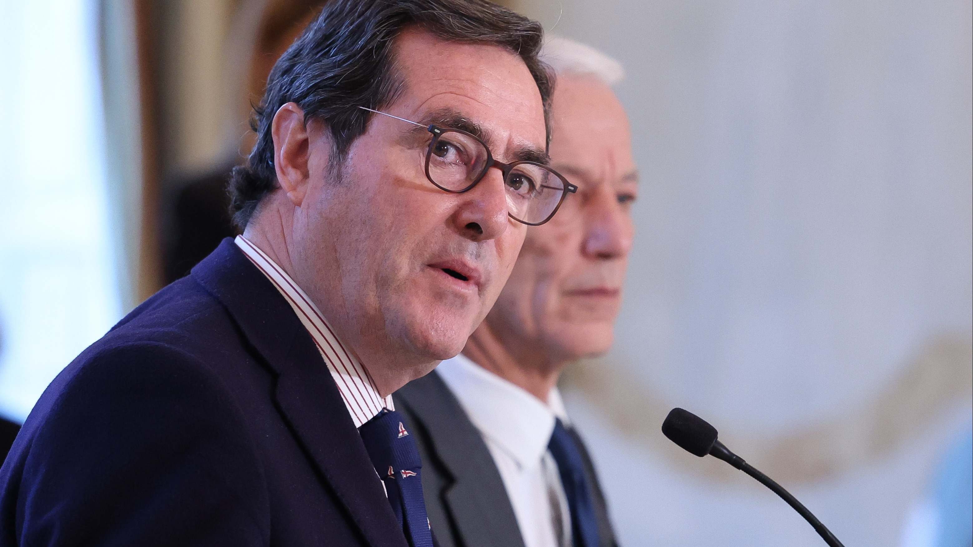 antonio garamendi patrik martin ceoe medef patronal