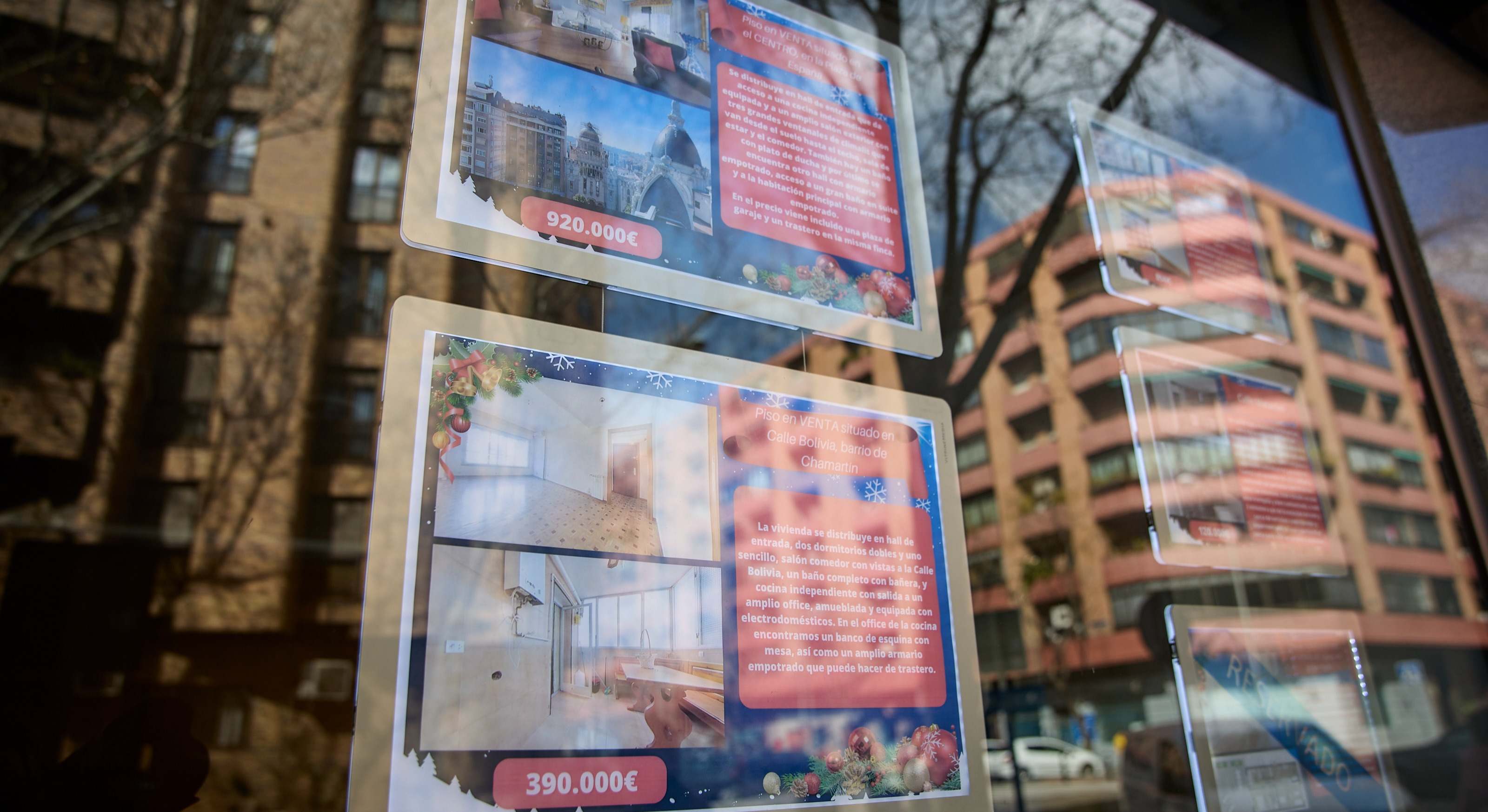 Imagen de recurso de un escaparate de una inmobiliaria.
