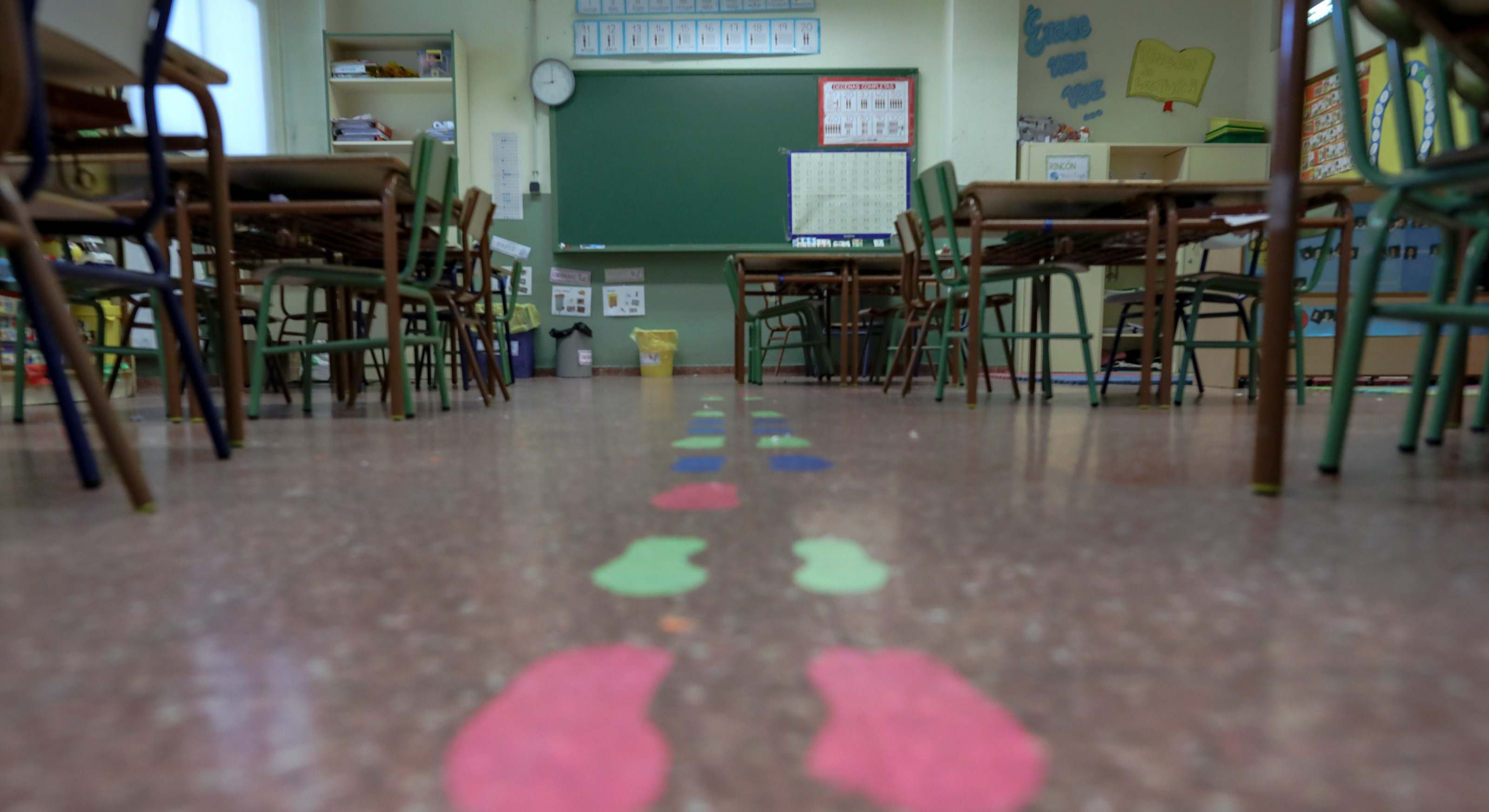 Aula vacía de un colegio de Madrid