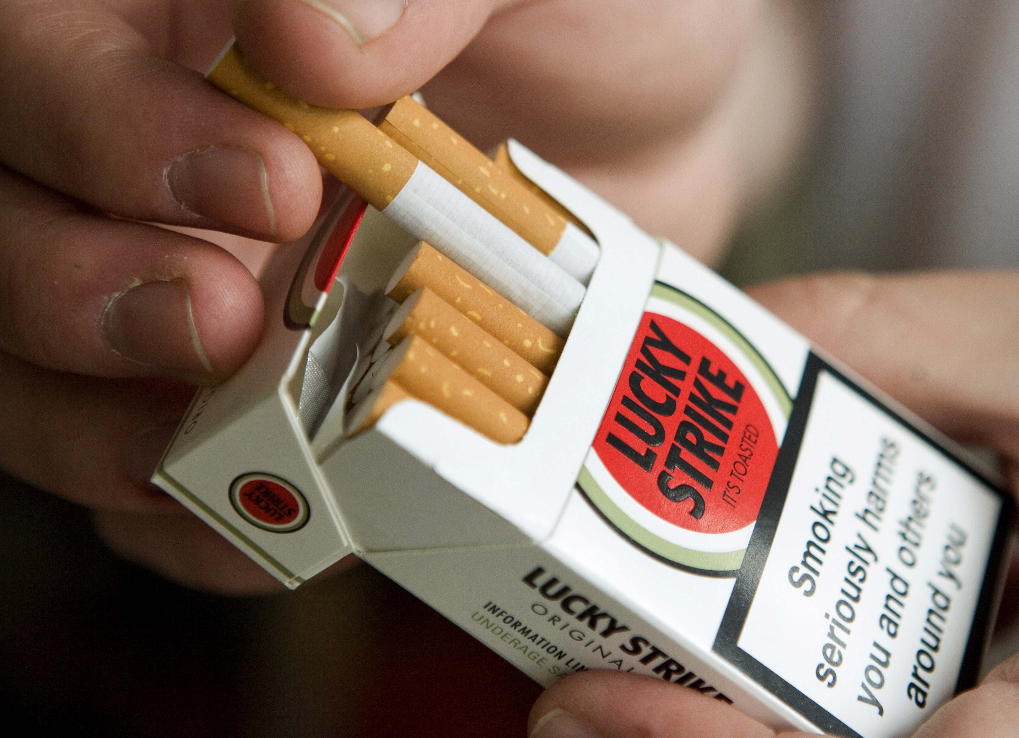 Caja de cigarros de Lucky Strike