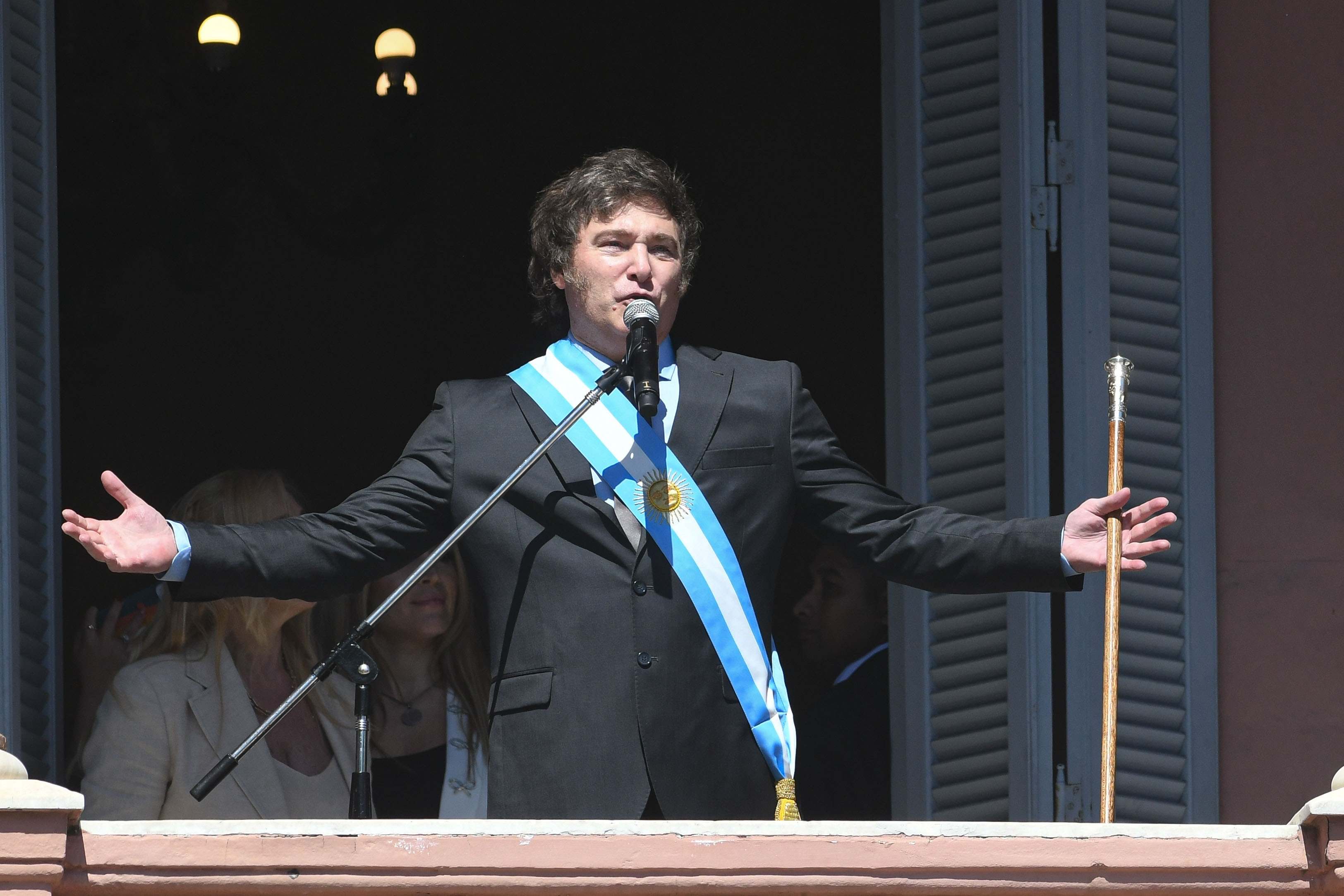 milei presidente argentina javier milei ajuste fiscal medidas economicas