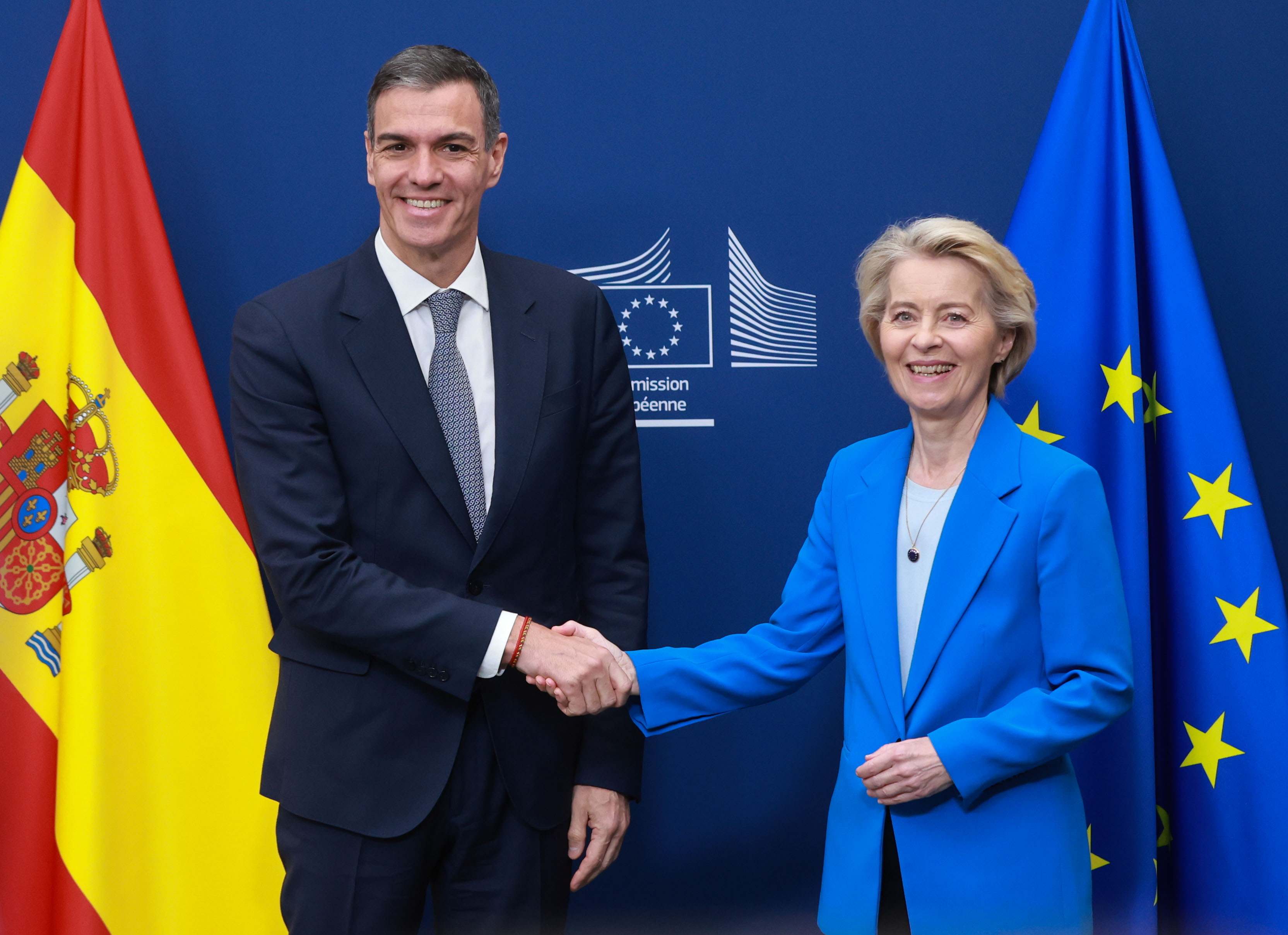 El presidente del Gobierno, Pedro Sánchez y la presidenta de la Comisión Europea, Ursula von der Leyen.