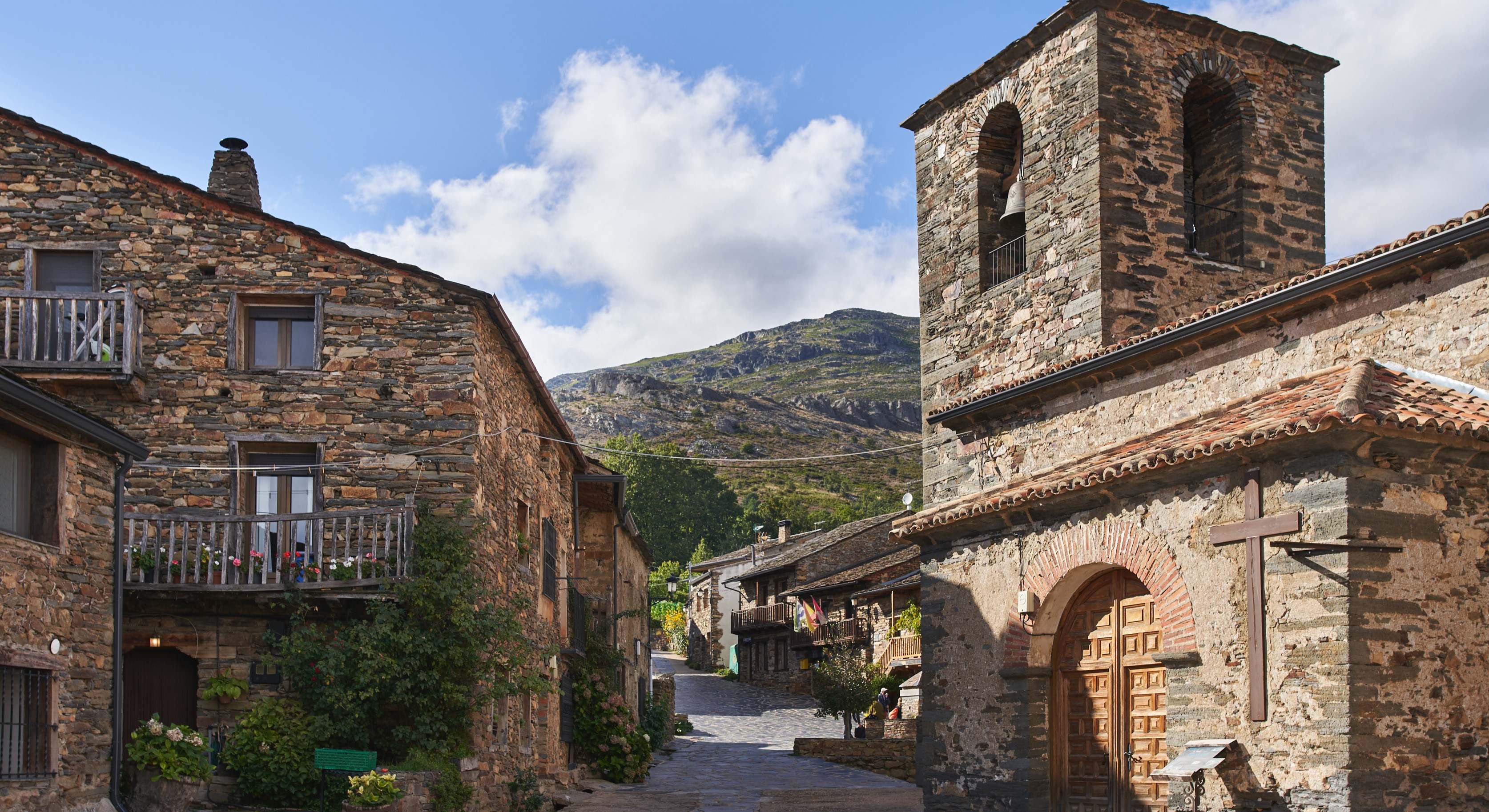 Calles de Valverde de los Arroyos (España)