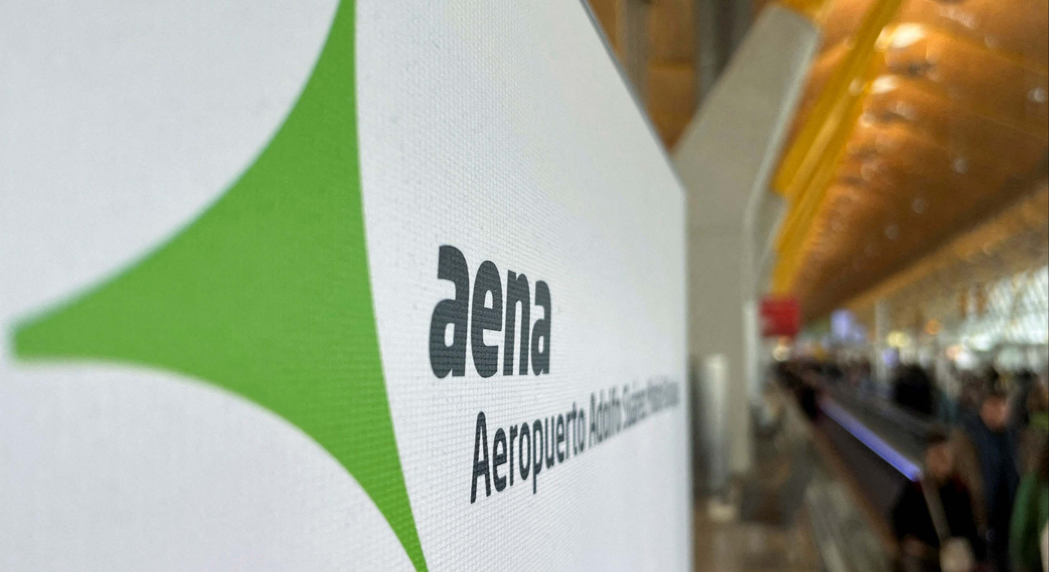 Cartel de Aena