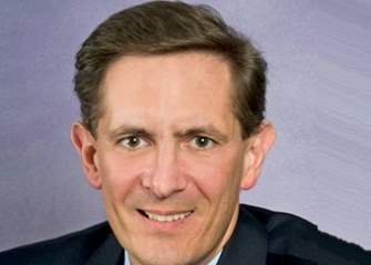 1559888159_Robert-Kump.jpg