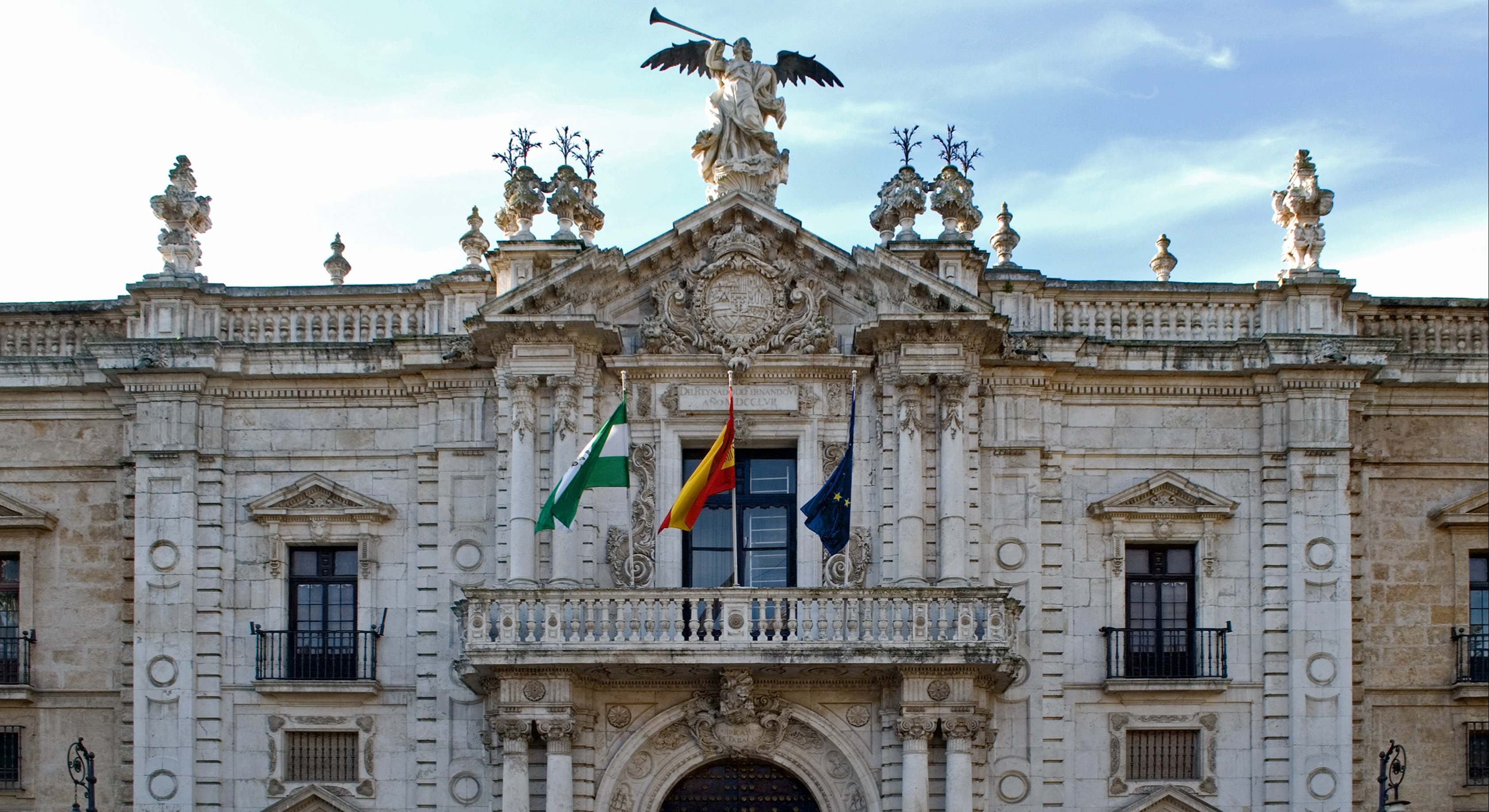 Fachada del rectorado de la Universidad de Sevilla. / Foto: EP