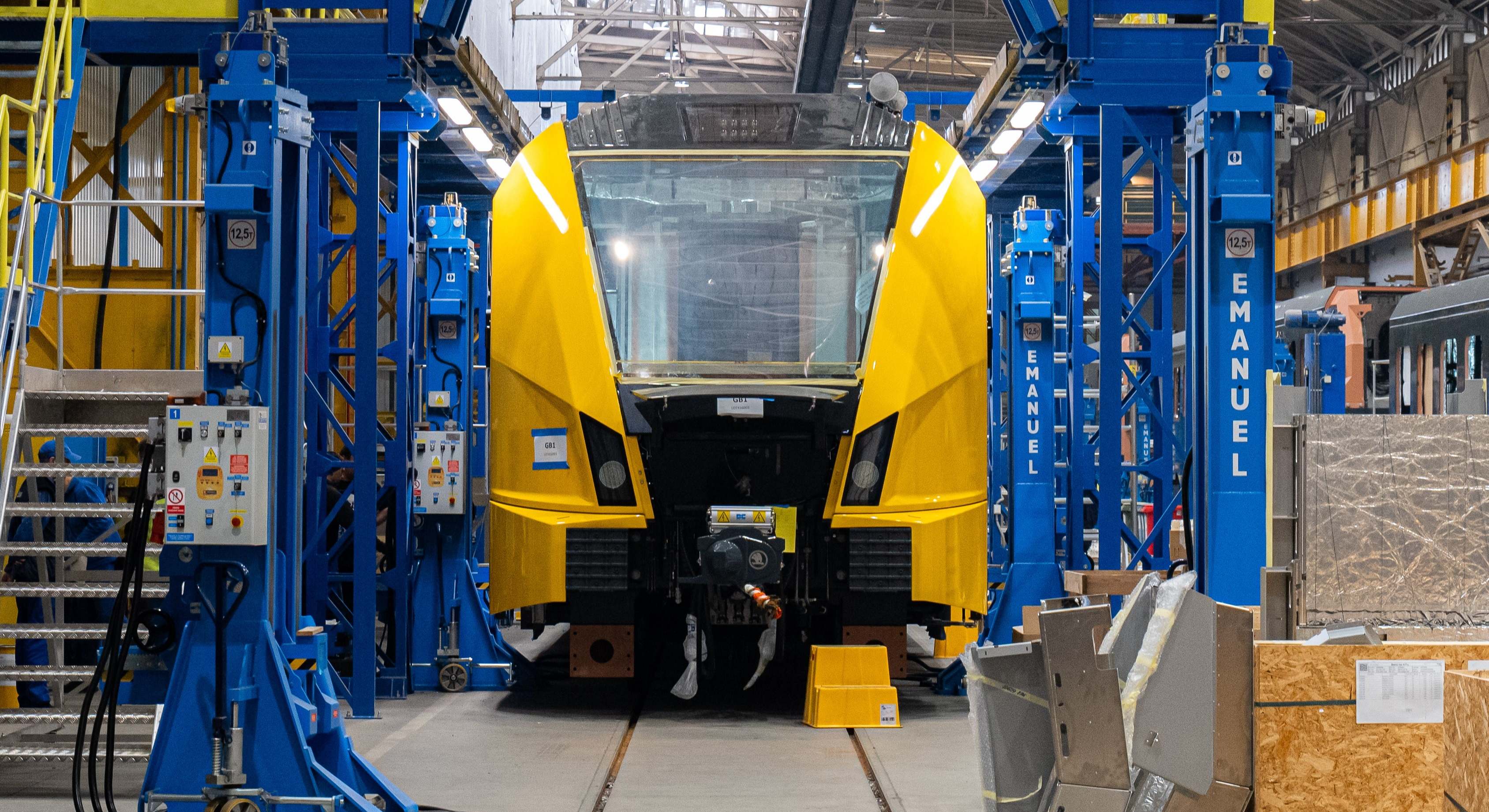 Tren en fabricación en una instalación de Skoda. / Skoda
