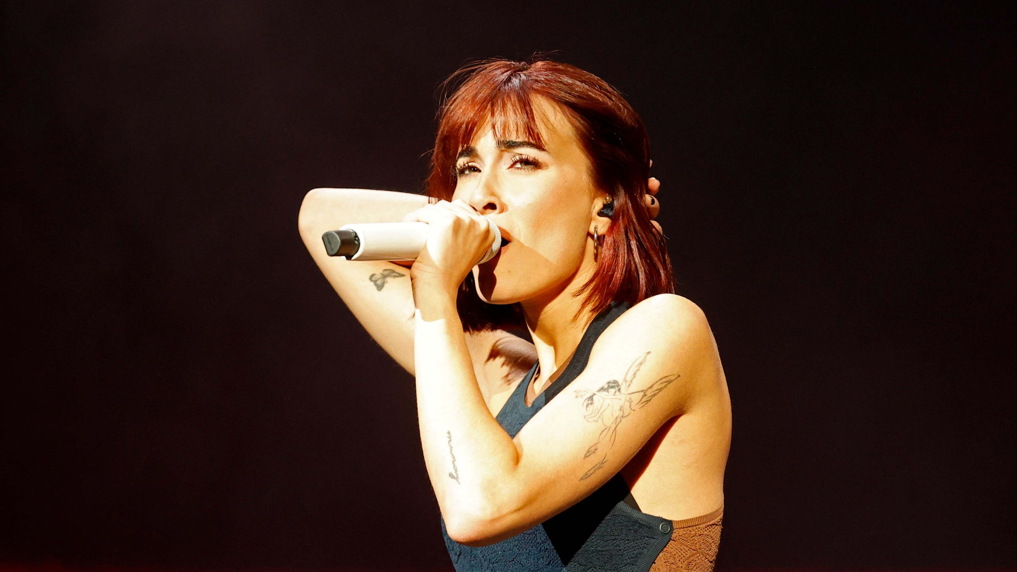 Aitana actúa en la ciudad de Bogotá
