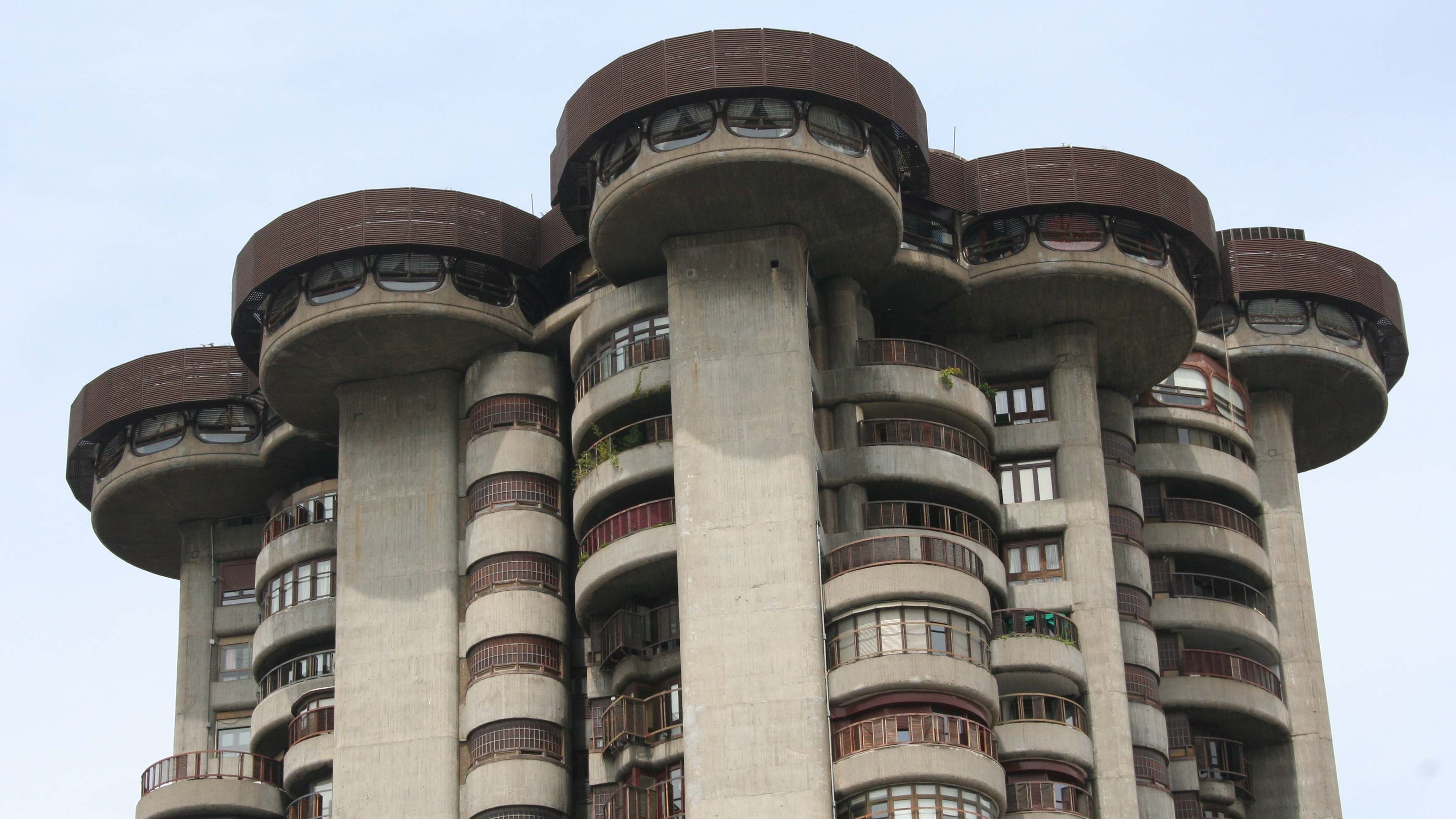 Torres Blancas edificio Madrid