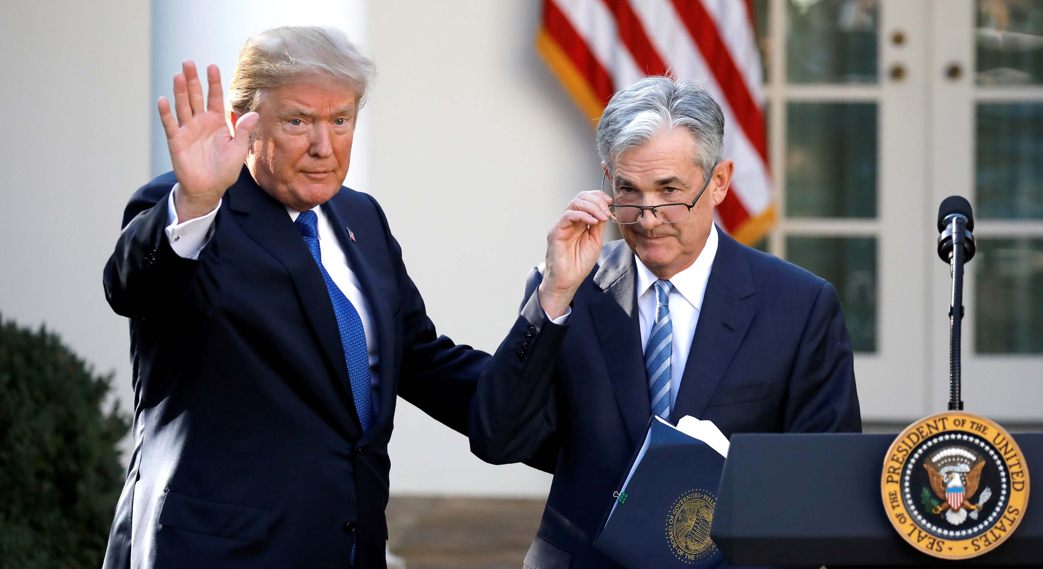 Donald Trump y Jerome Powell