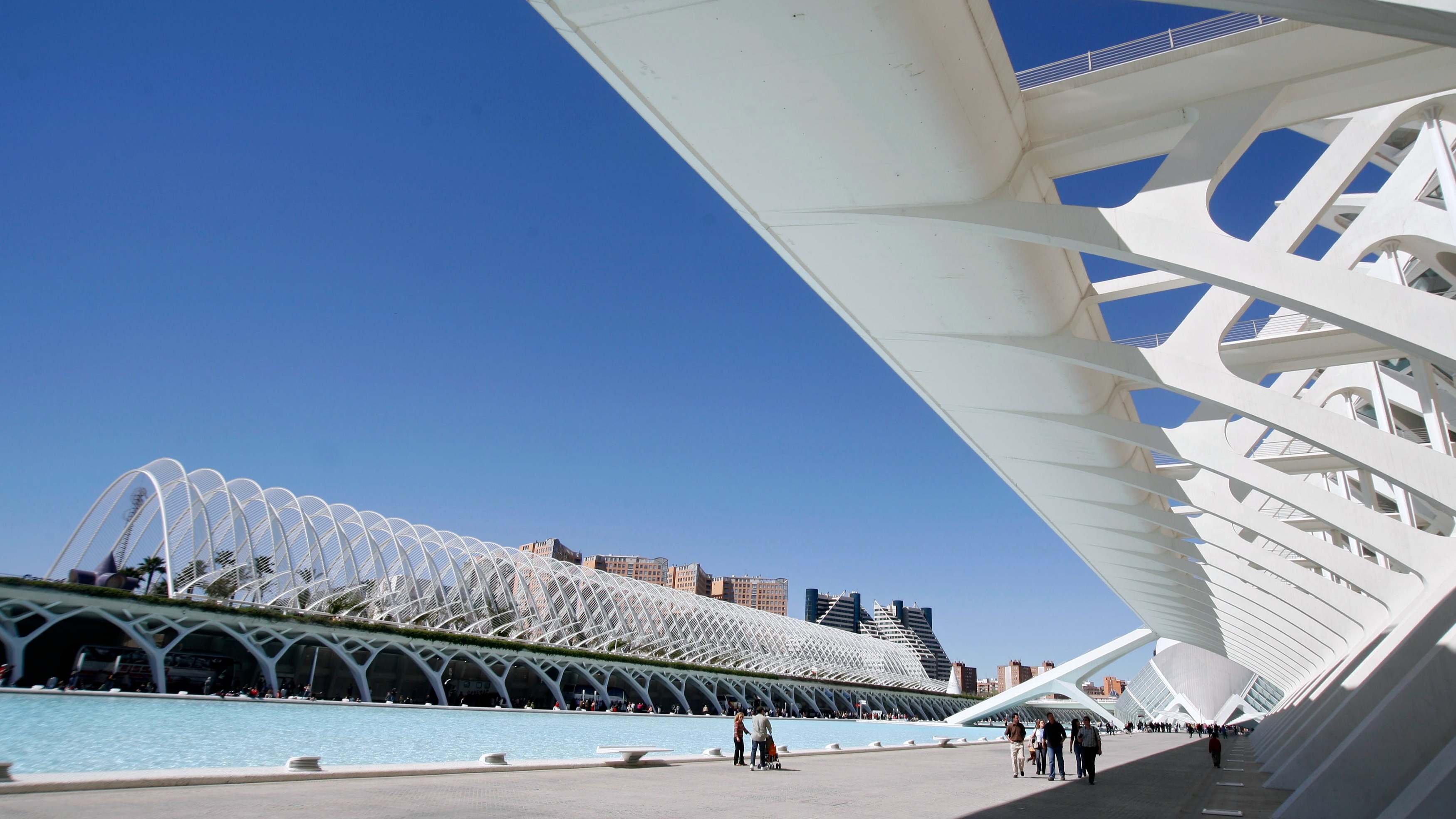 valencia-ciudad-de-las-artes-ciencias.jpg