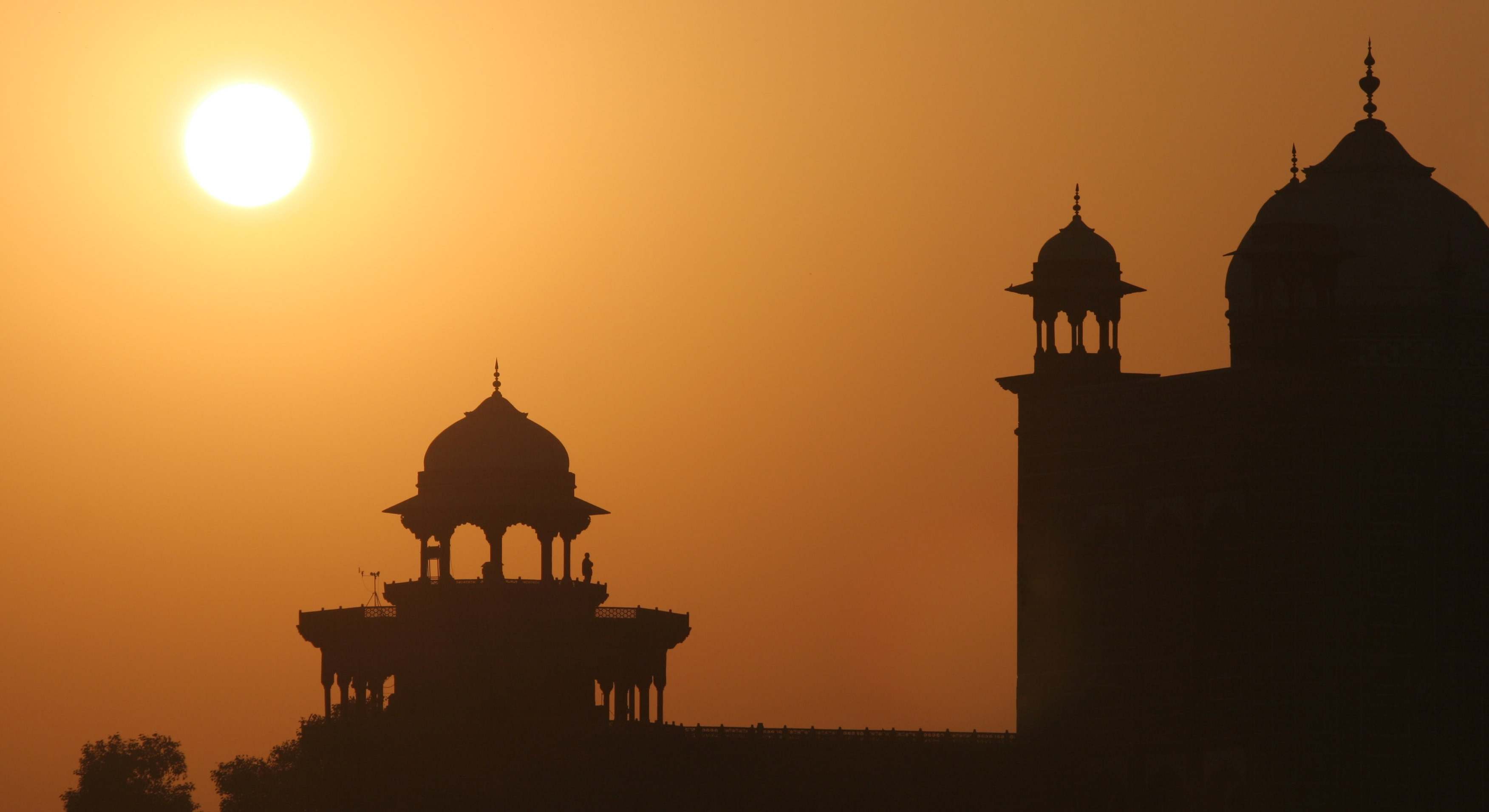 amanecer en el Taj Mahal