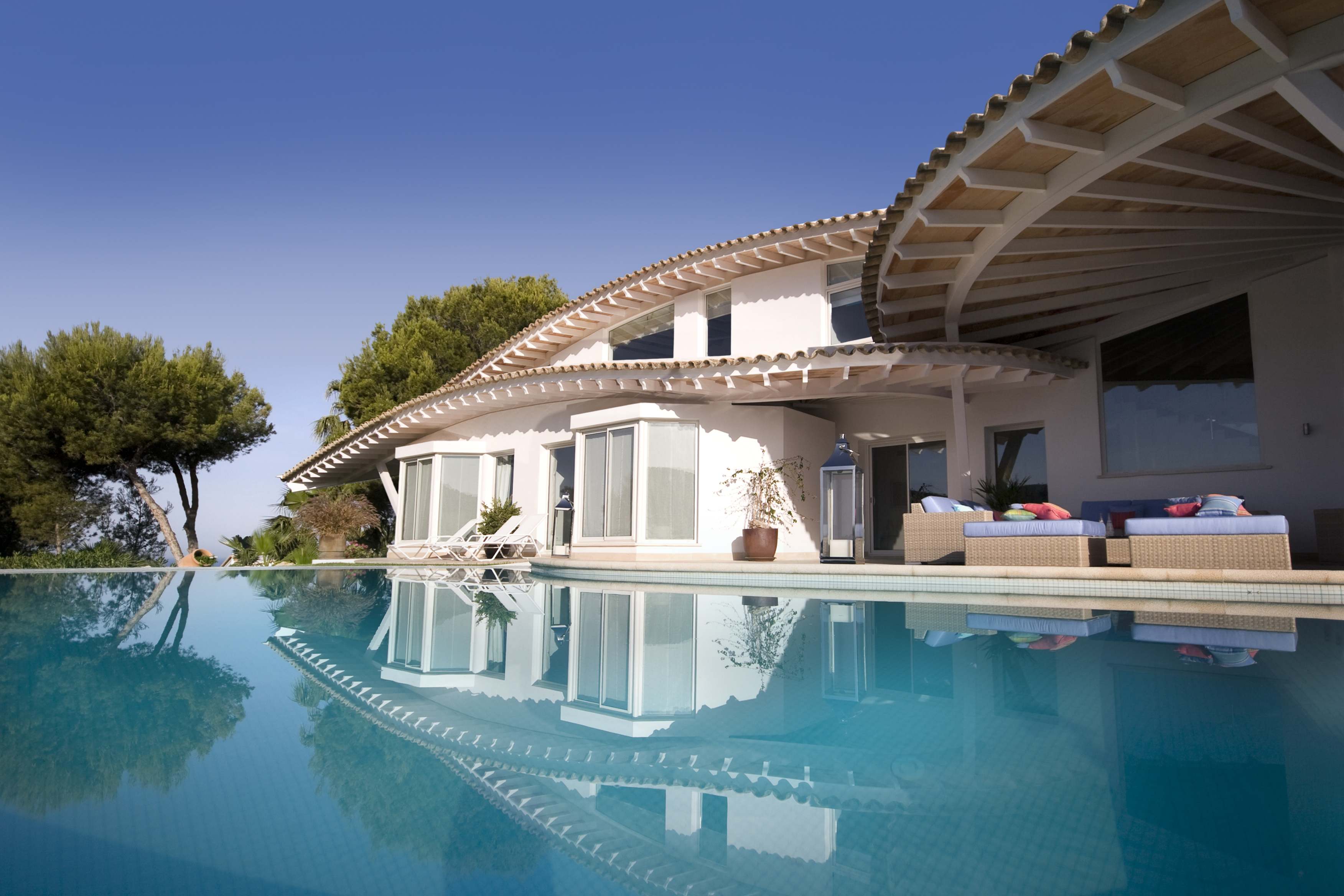 Villa de lujo con piscina