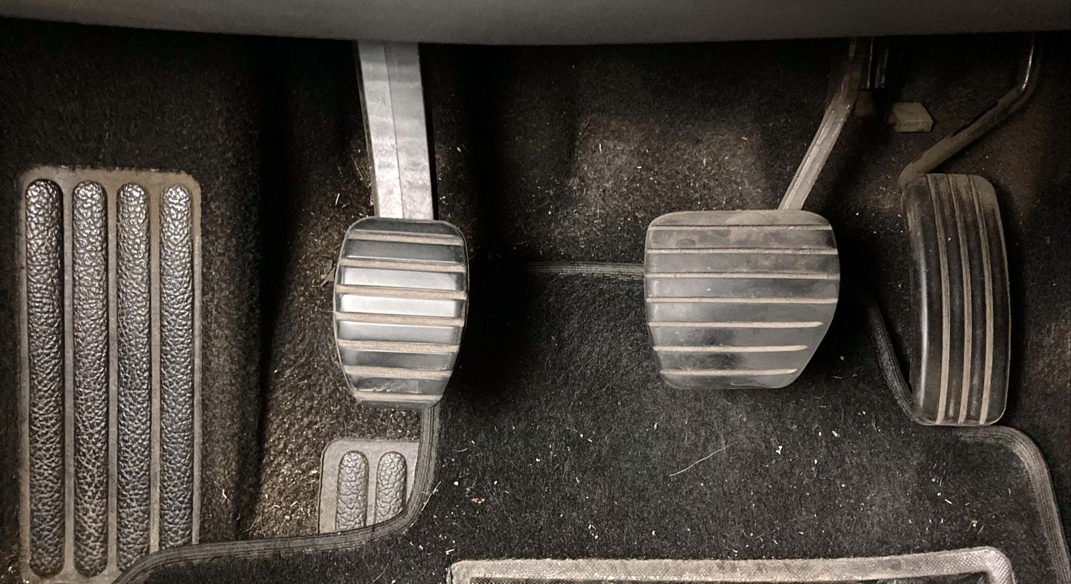 Pedales del coche