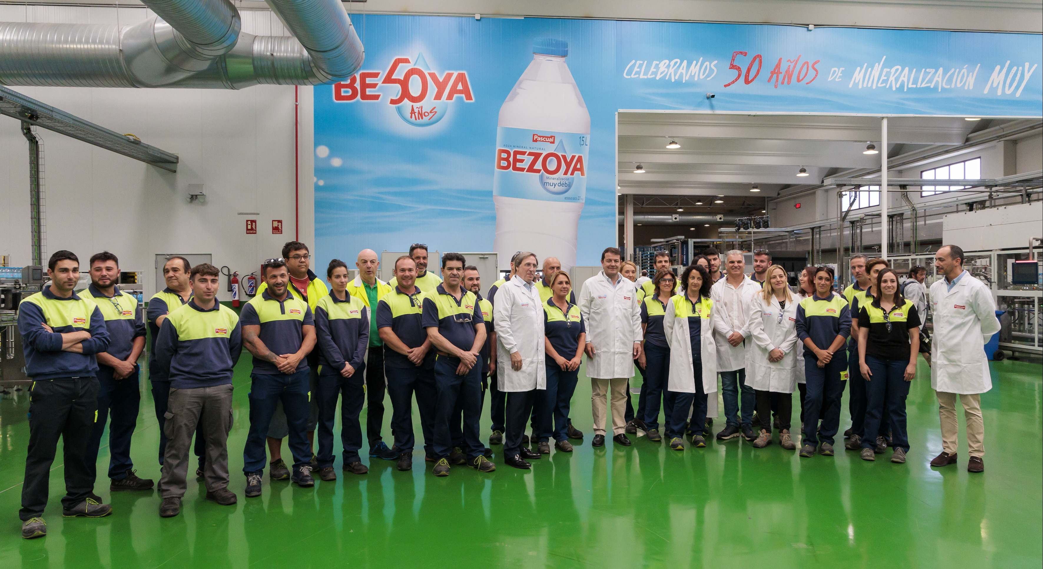 Mañueco visita Agua Bezoya
