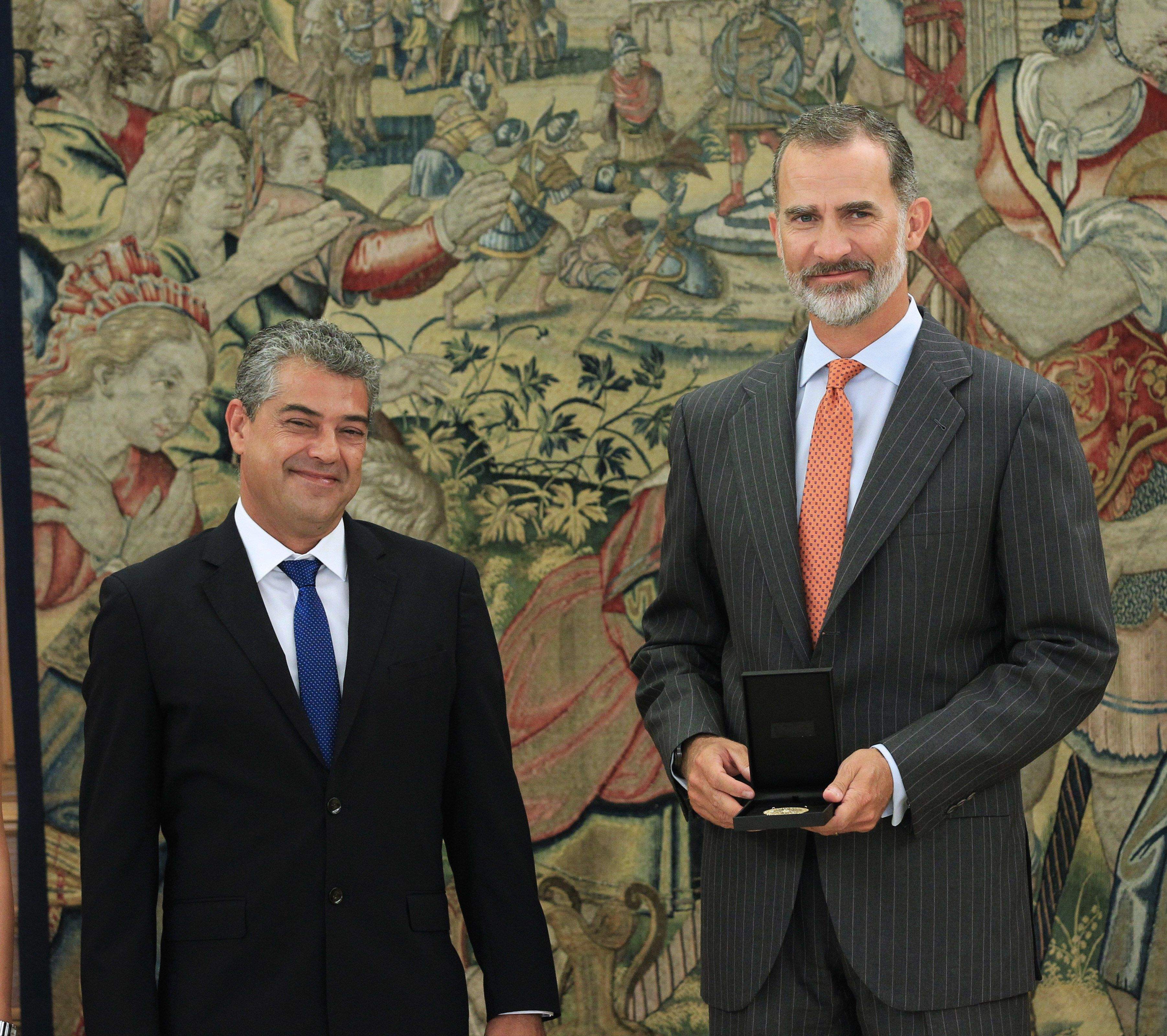 Felipe-VI-recibe-en-a-14733179.jpg