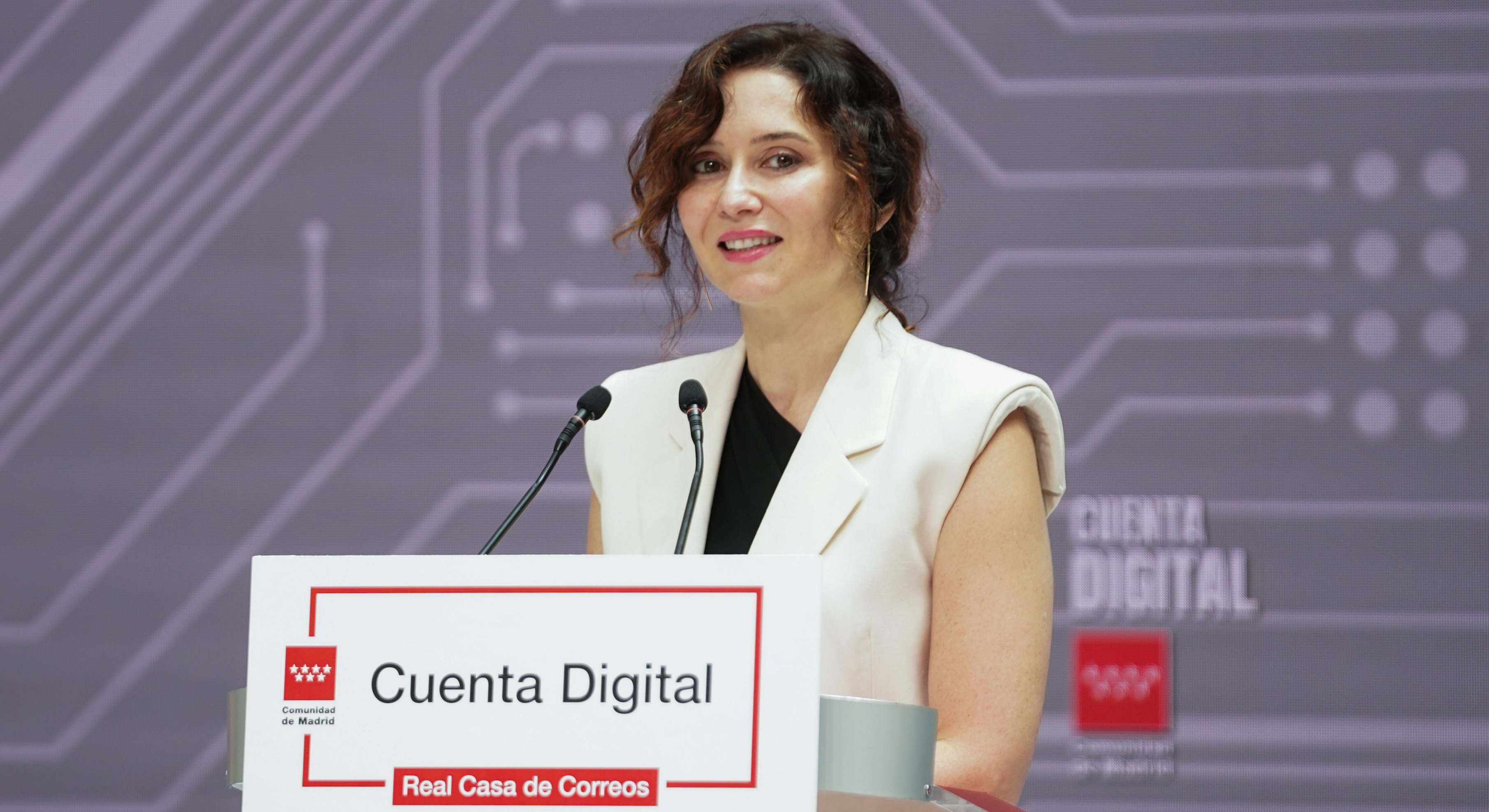Ayuso presenta la app 'Cuenta Digital'