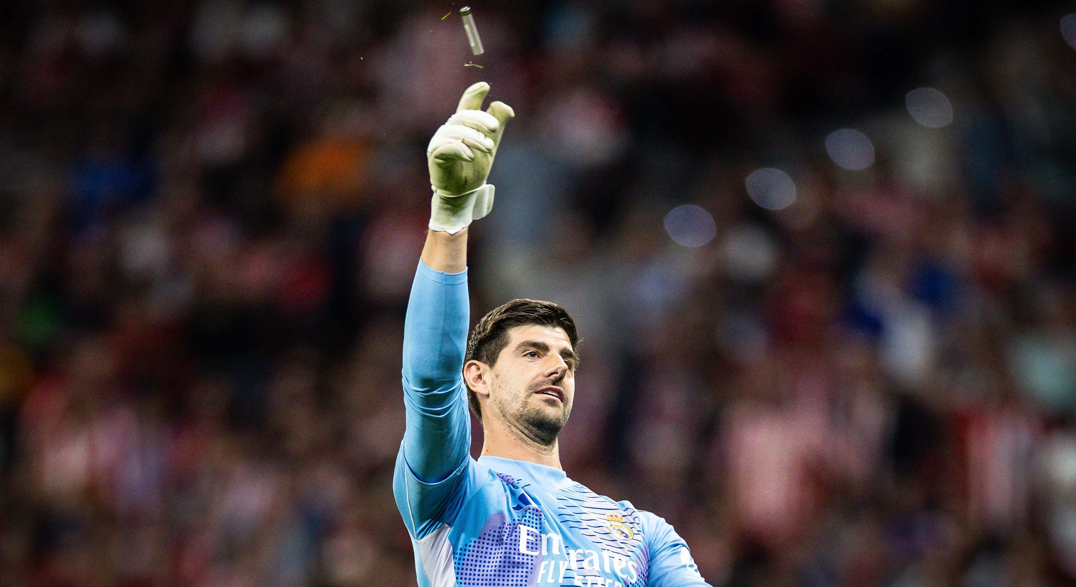 Thibaut Courtois, en el derbi ante el Atlético de Madrid.