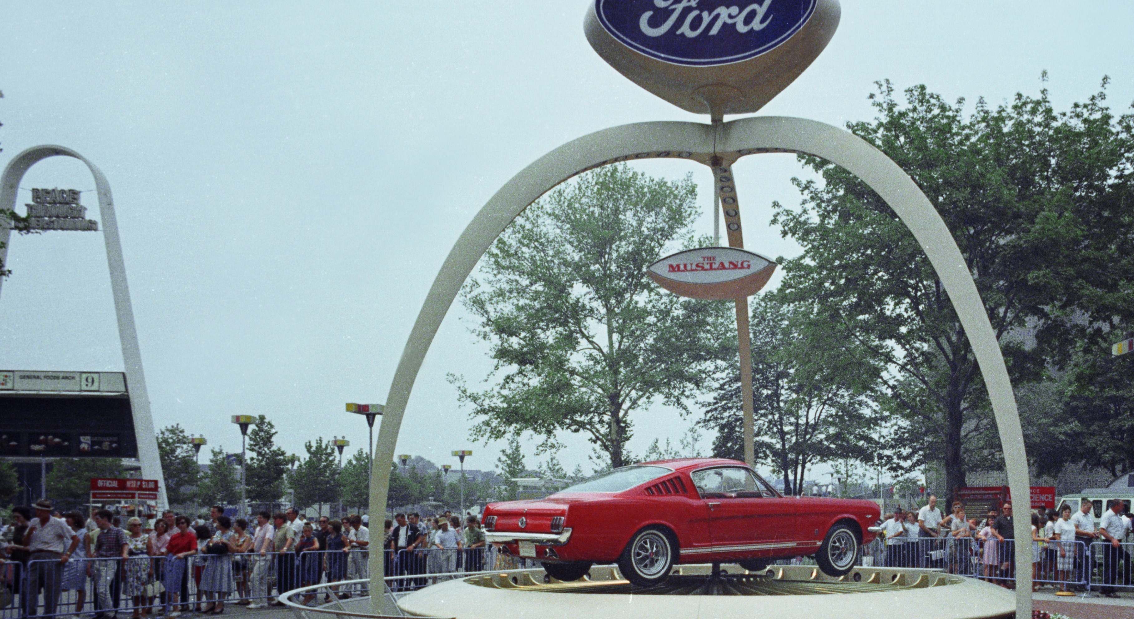 El Ford Mustang es todo un referente en el mundo del automóvil y ahora está de aniversario.