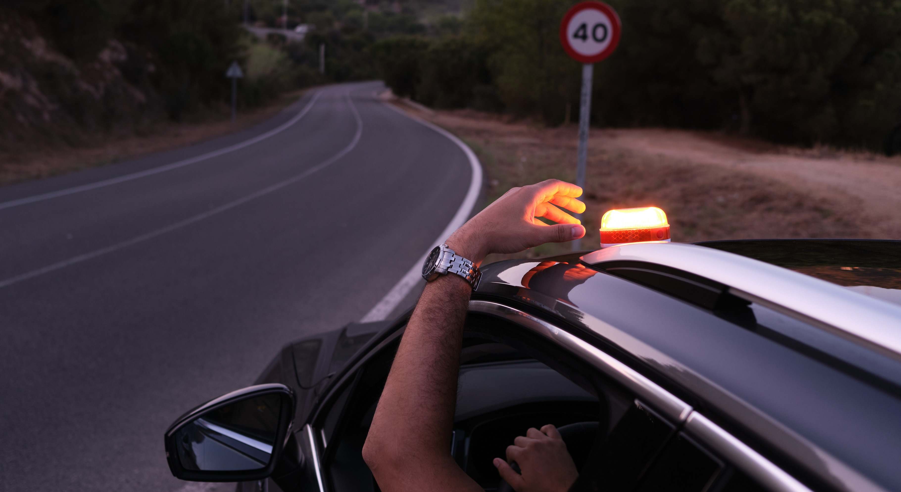 Luz V-16 de emergencia coche