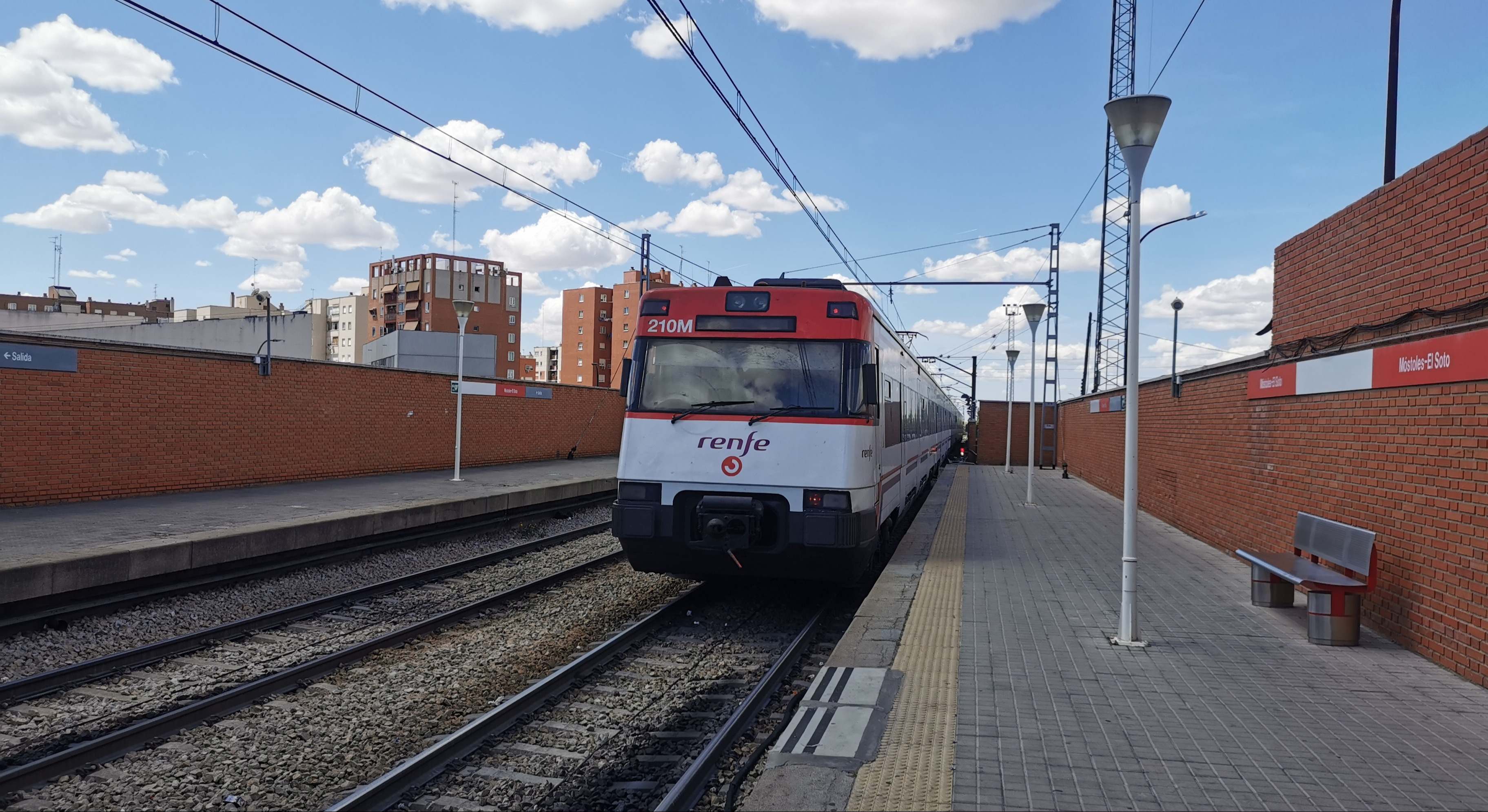 Tren de Renfe Cercanías. / Foto: iStock
