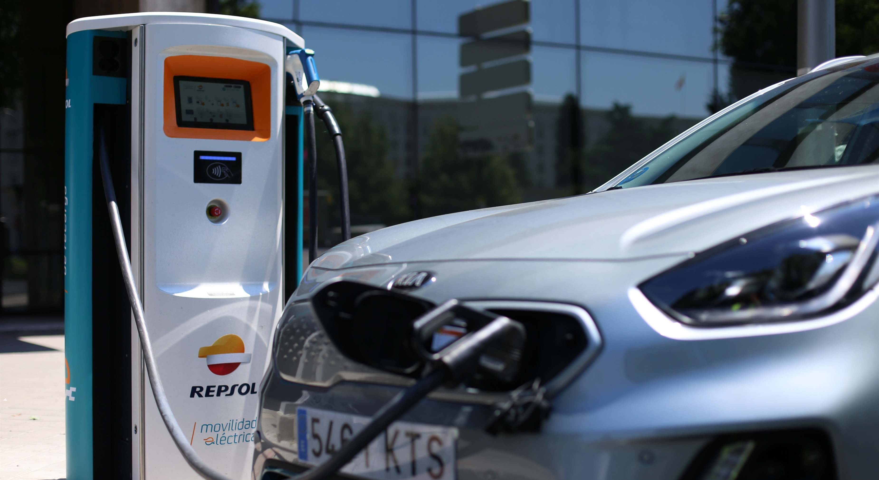 Un punto de recarga de Repsol