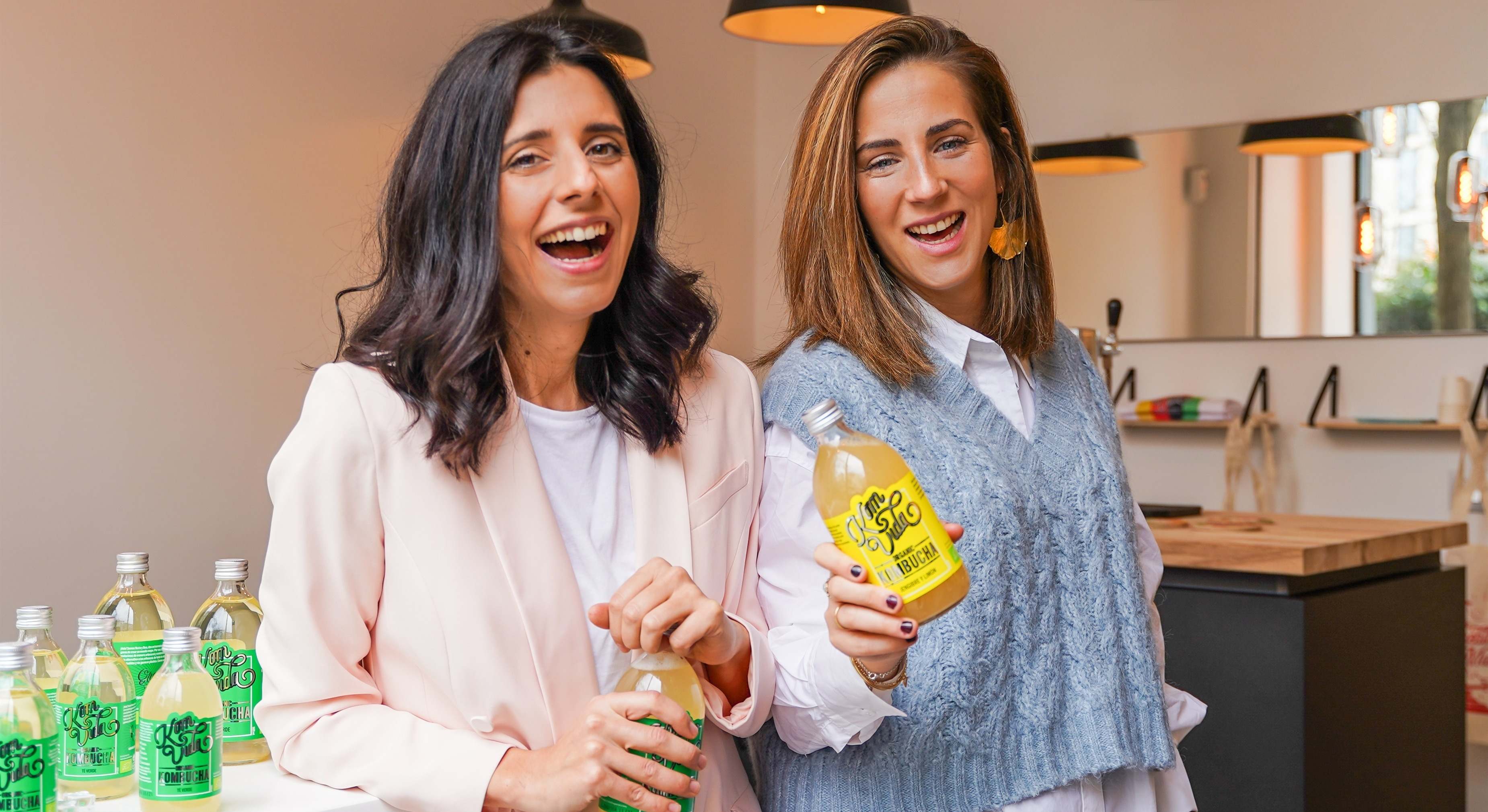 Beatriz Magro y Nuria Morales