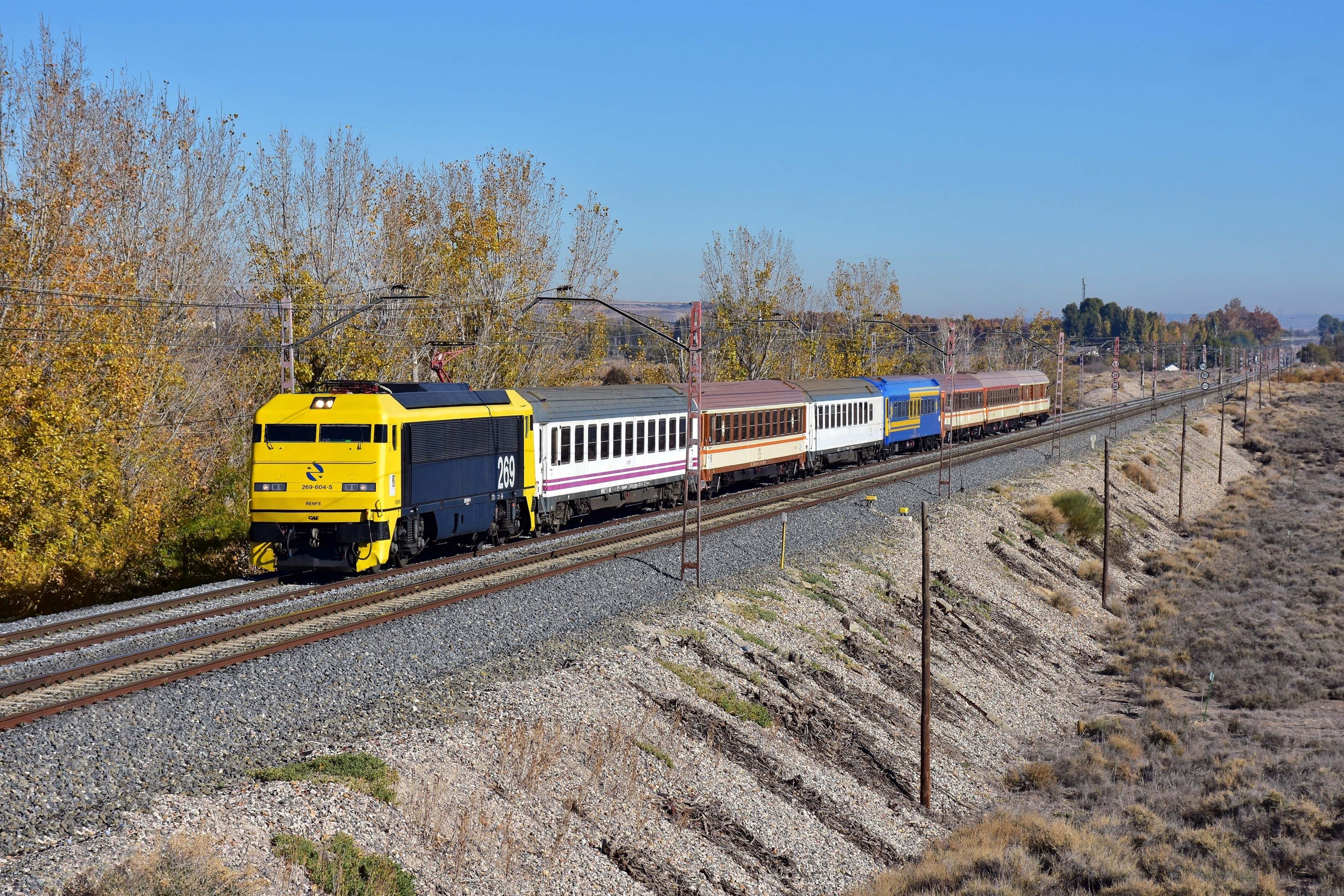 Tren de las gachas en un recorrido por la mancha