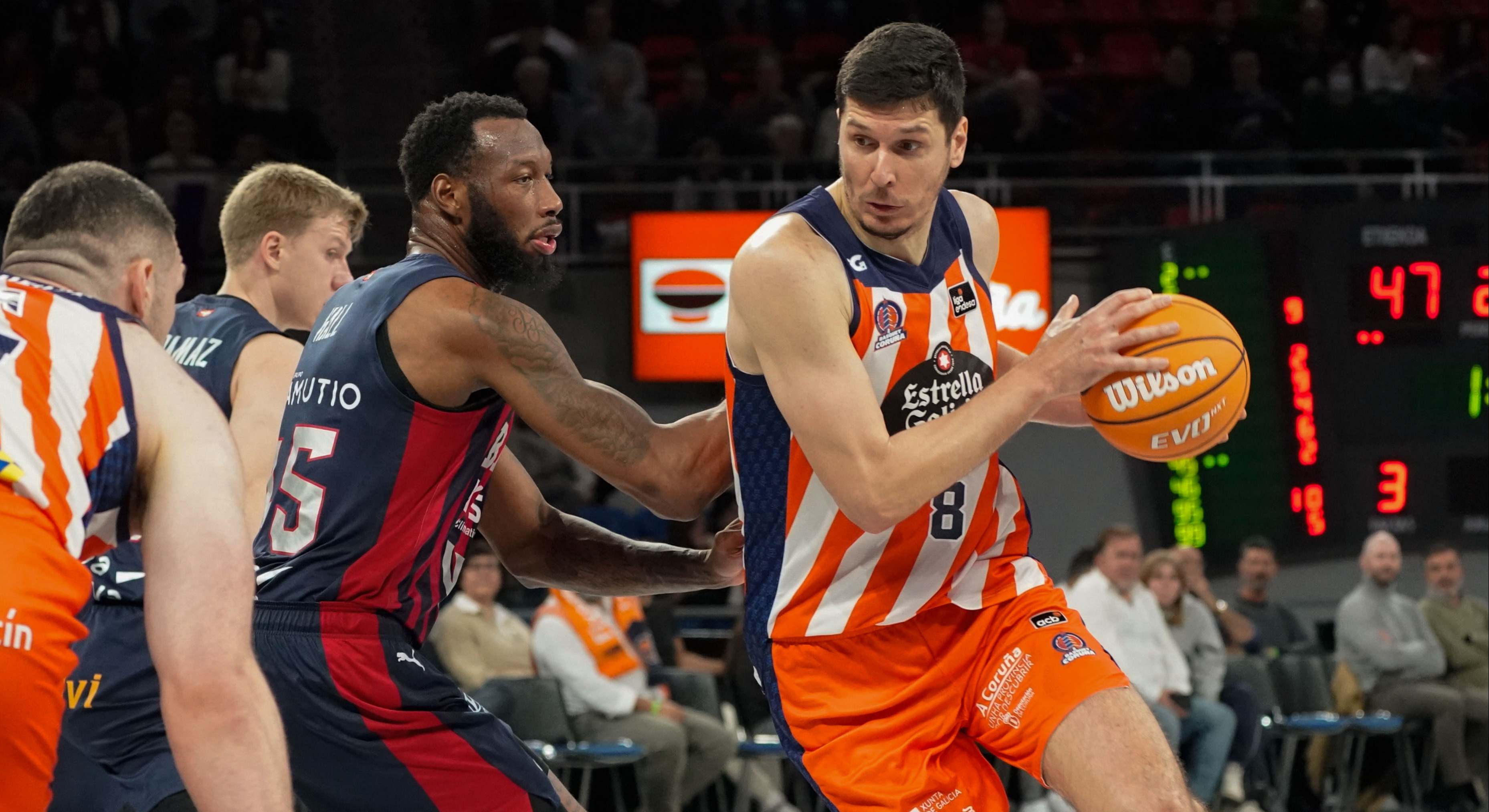 Imagen de un encuentro de la Liga Endesa. EFE