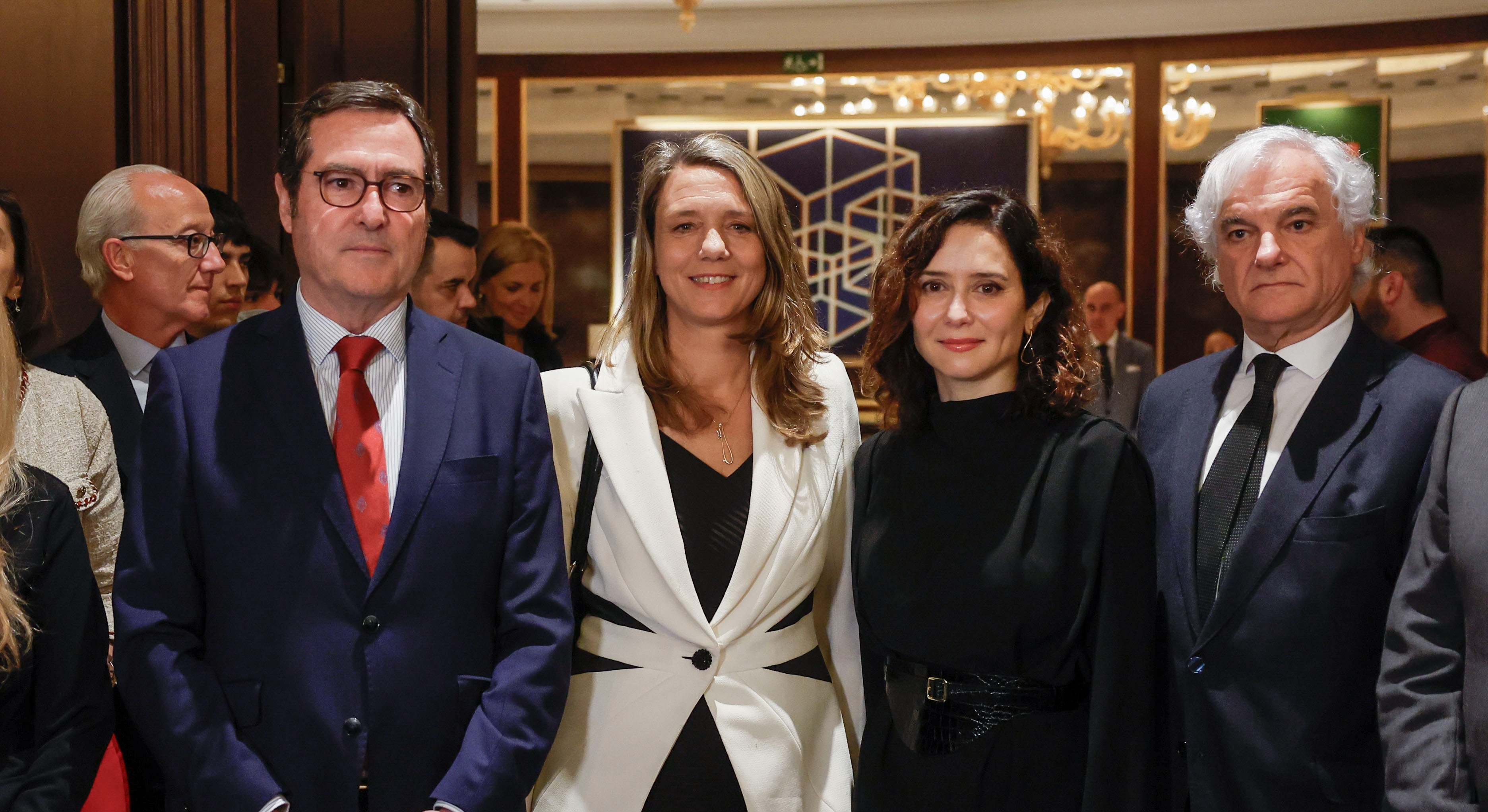 El presidente de CEOE, la candidata a Cepyme, la presidenta de la Comunidad de Madrid y el presidente de CEIM.