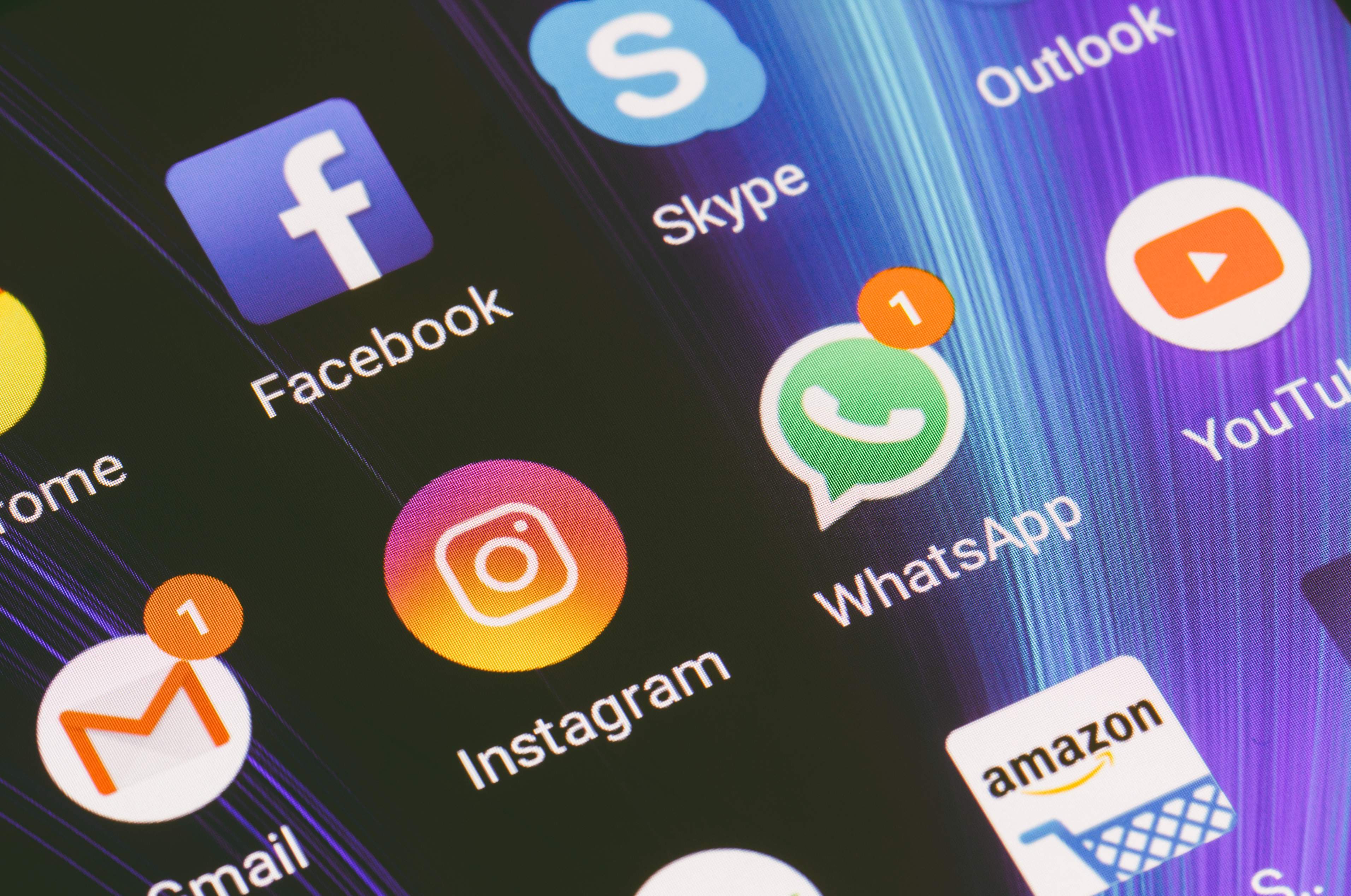 amazon-instagram-facebook.jpg