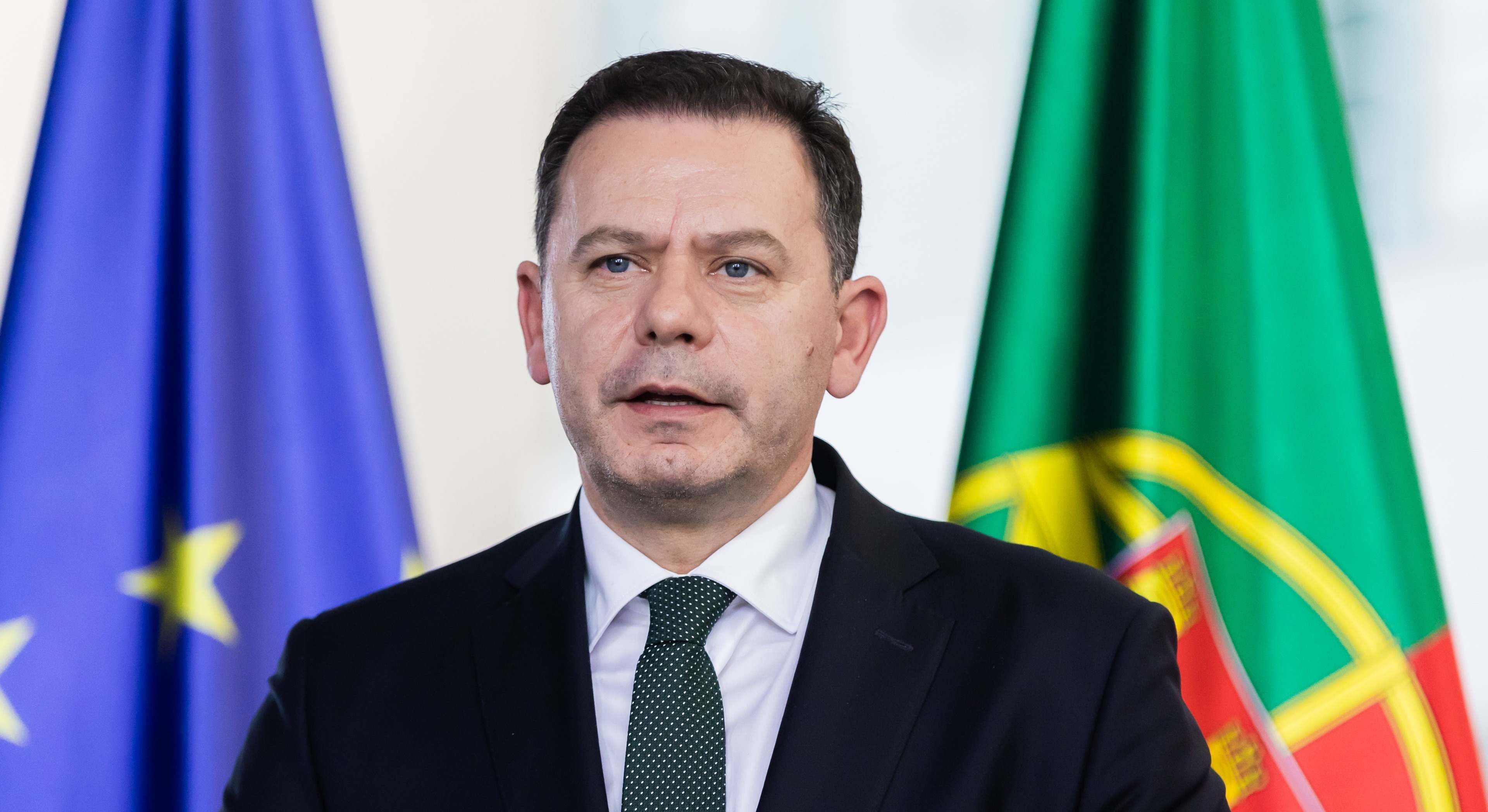 Luís Montenegro.