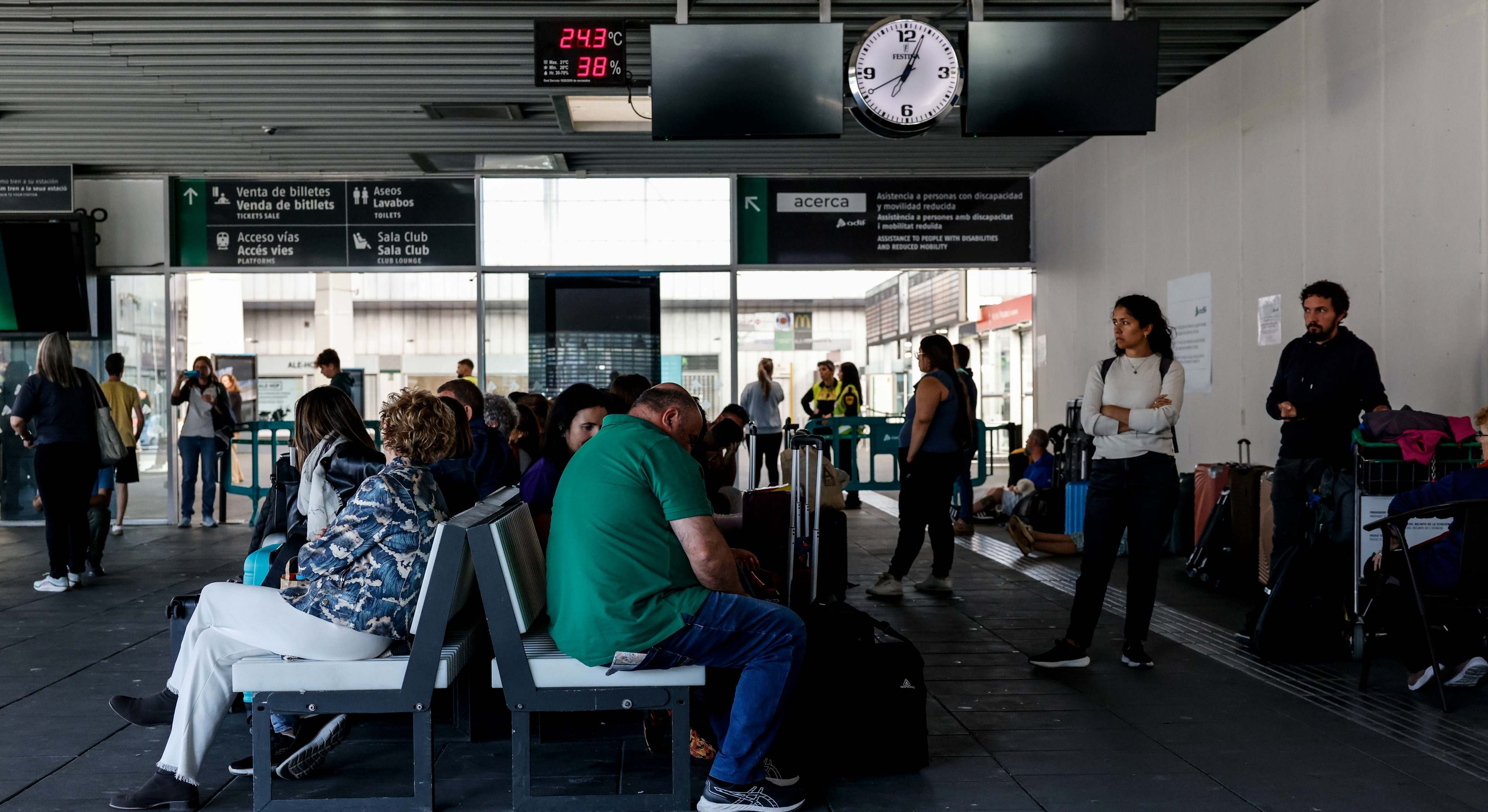 Estación Joaquín Sorolla de Valencia.